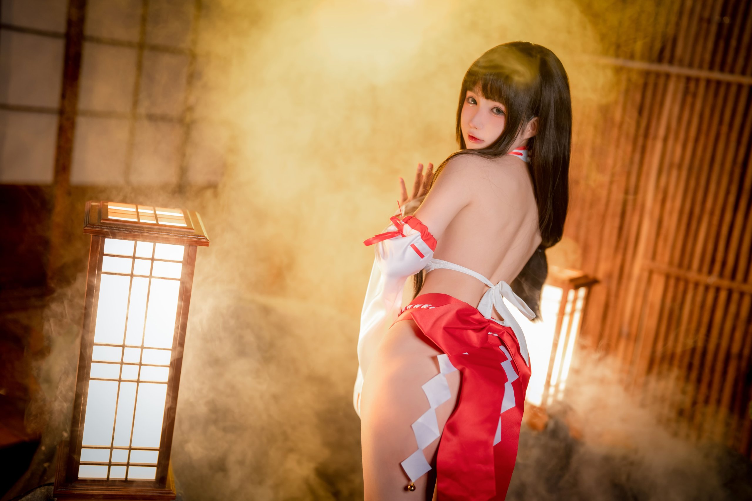 Đọc truyện hentai Tuyển tập Albums siêu phẩm Cosplay - Chap 648 - [Sakurai Ningning] Holy Miko