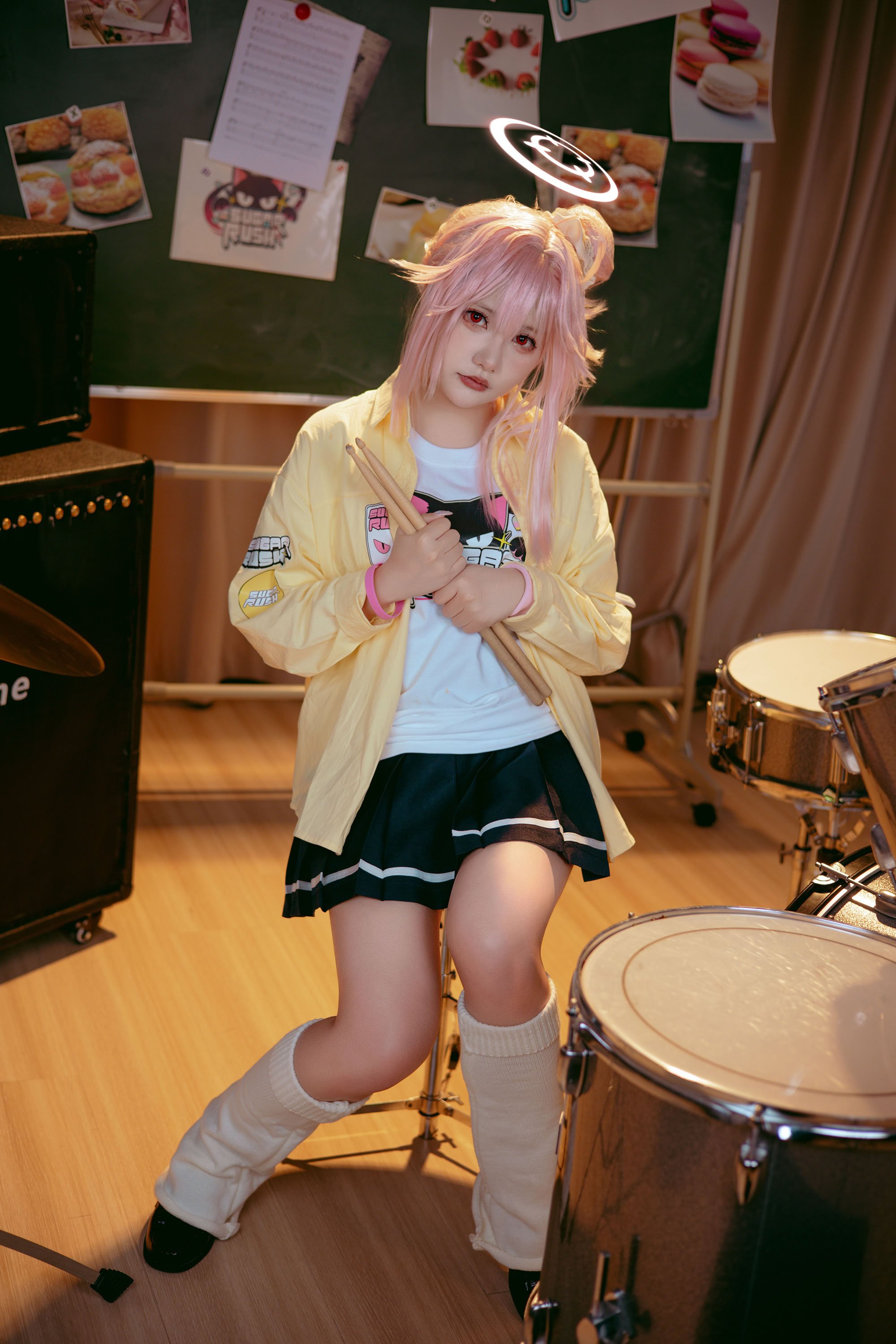 Đọc truyện hentai Tuyển tập Albums siêu phẩm Cosplay - Chap 1240 - Bite of the Bunny Girl ovo - Yutori Natsu (Blue Archive)