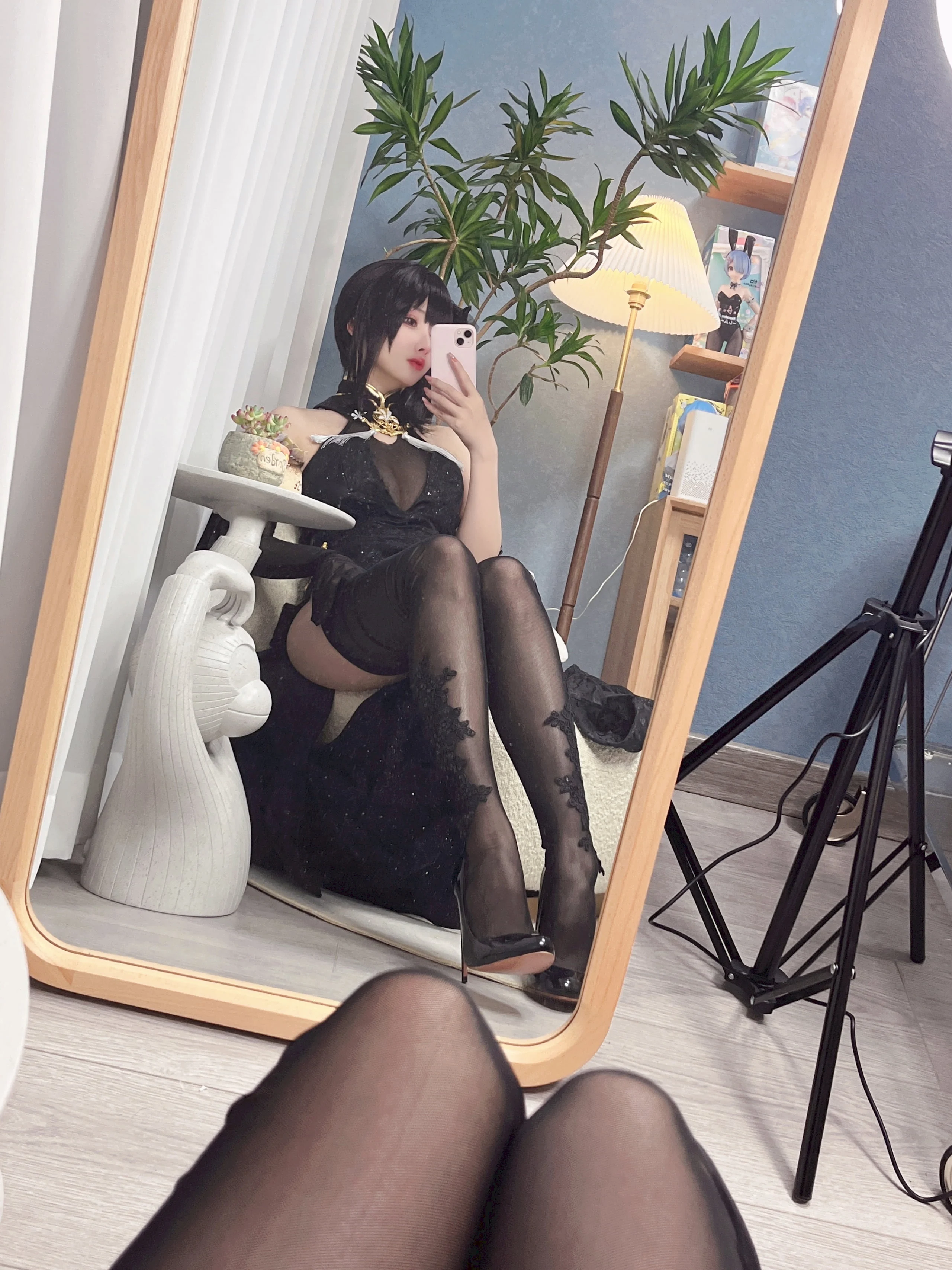 Đọc truyện hentai Tuyển tập Albums siêu phẩm Cosplay - Chap 660 - Rioko liangliangzi zhenhai selfie