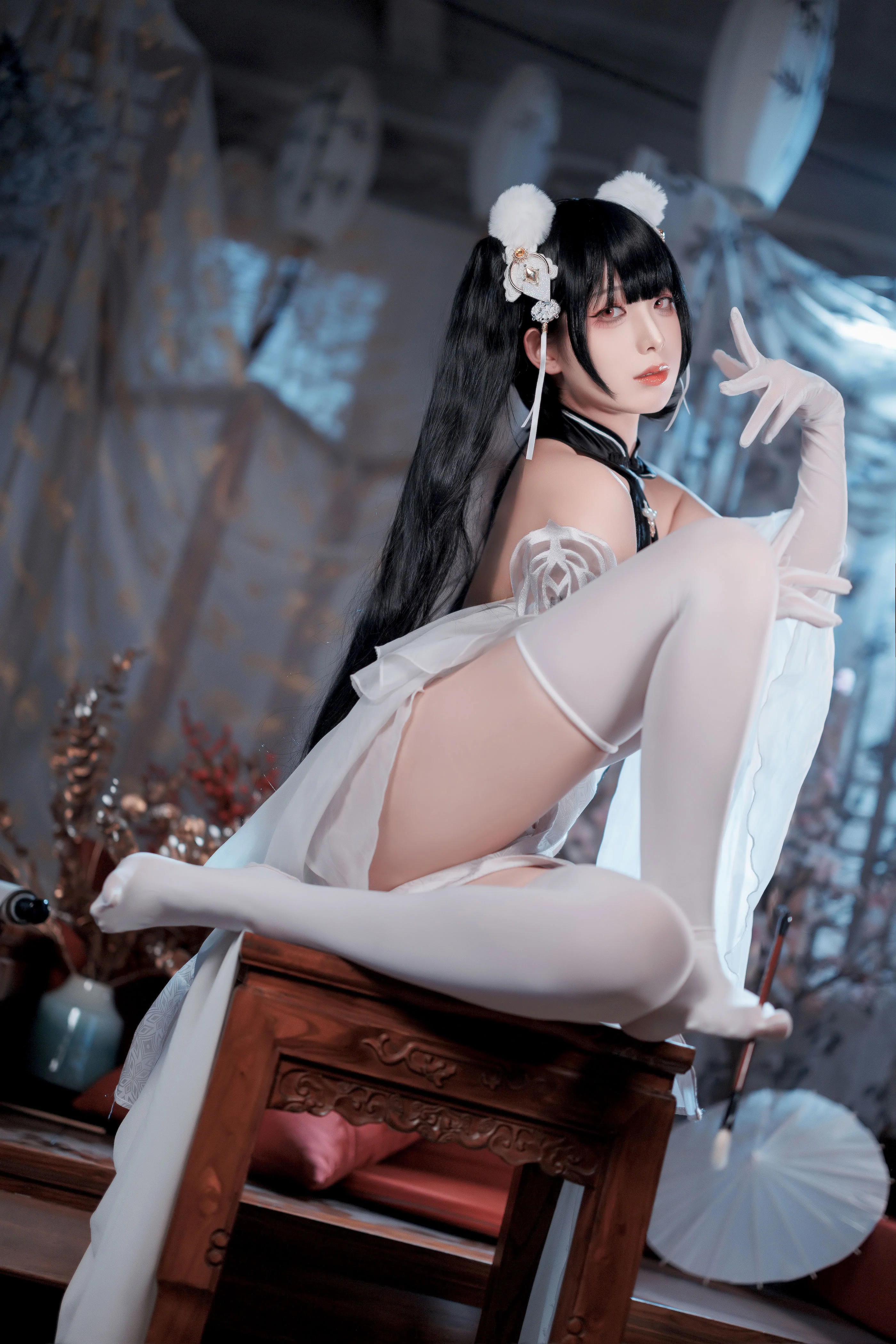 Đọc truyện hentai Tuyển tập Albums siêu phẩm Cosplay - Chap 1170 - The Frontier V - Azur Lane Peter Strasser Erotic Books and Jade