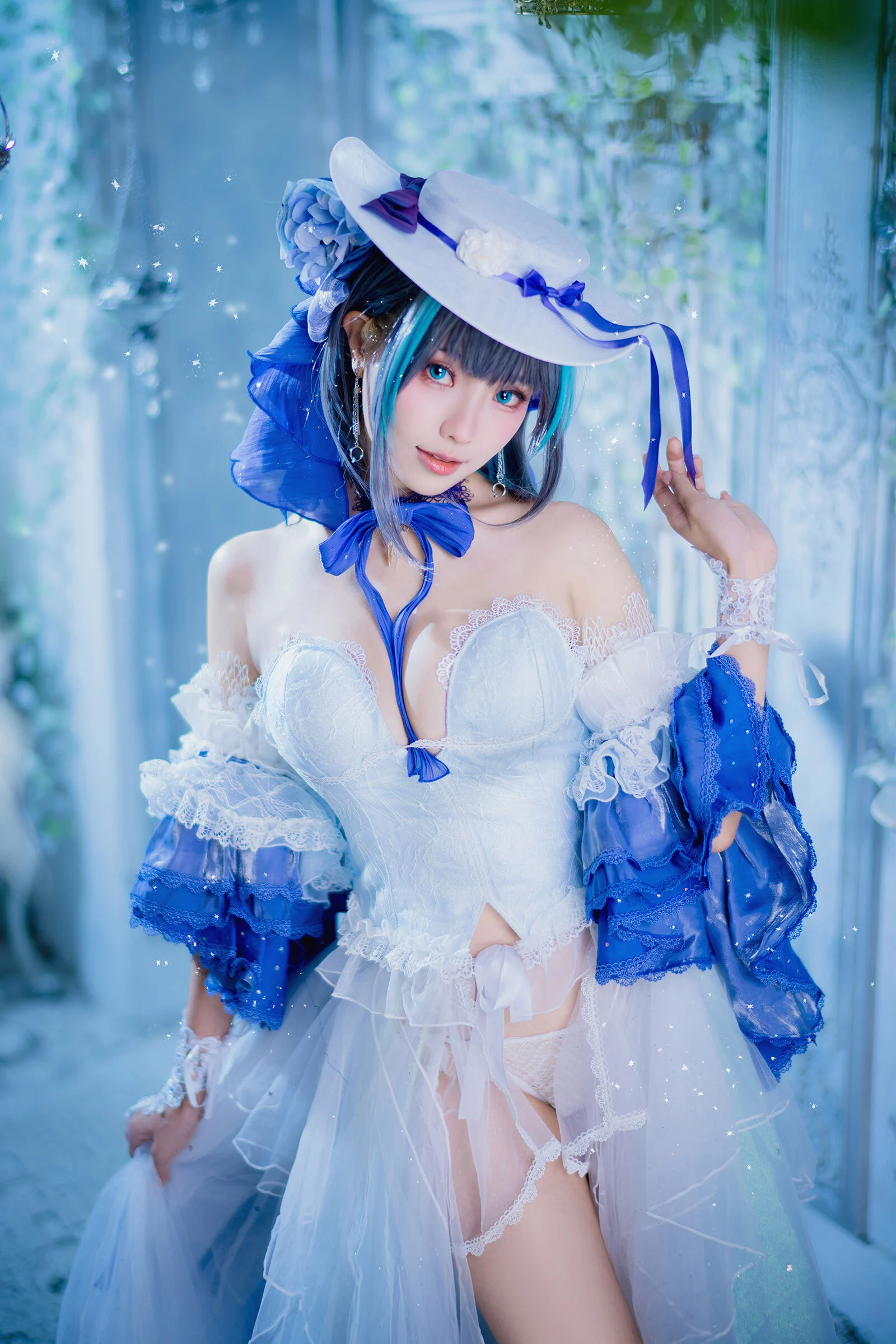 Đọc truyện hentai Tuyển tập Albums siêu phẩm Cosplay - Chap 365 - ely - cheshire dress