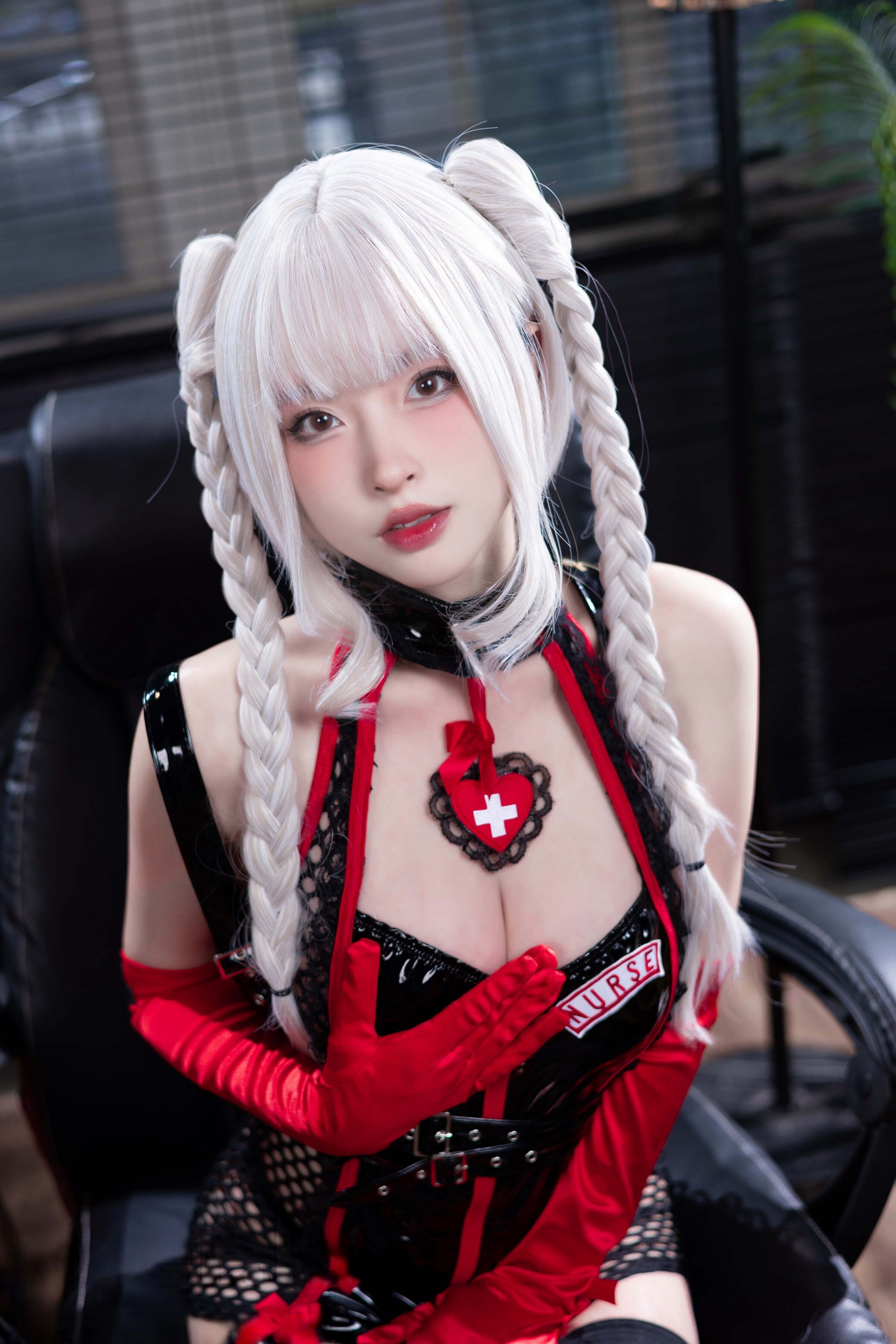 Đọc truyện hentai Tuyển tập Albums siêu phẩm Cosplay - Chap 1028 - Shimizu Yuno - White-haired nurse