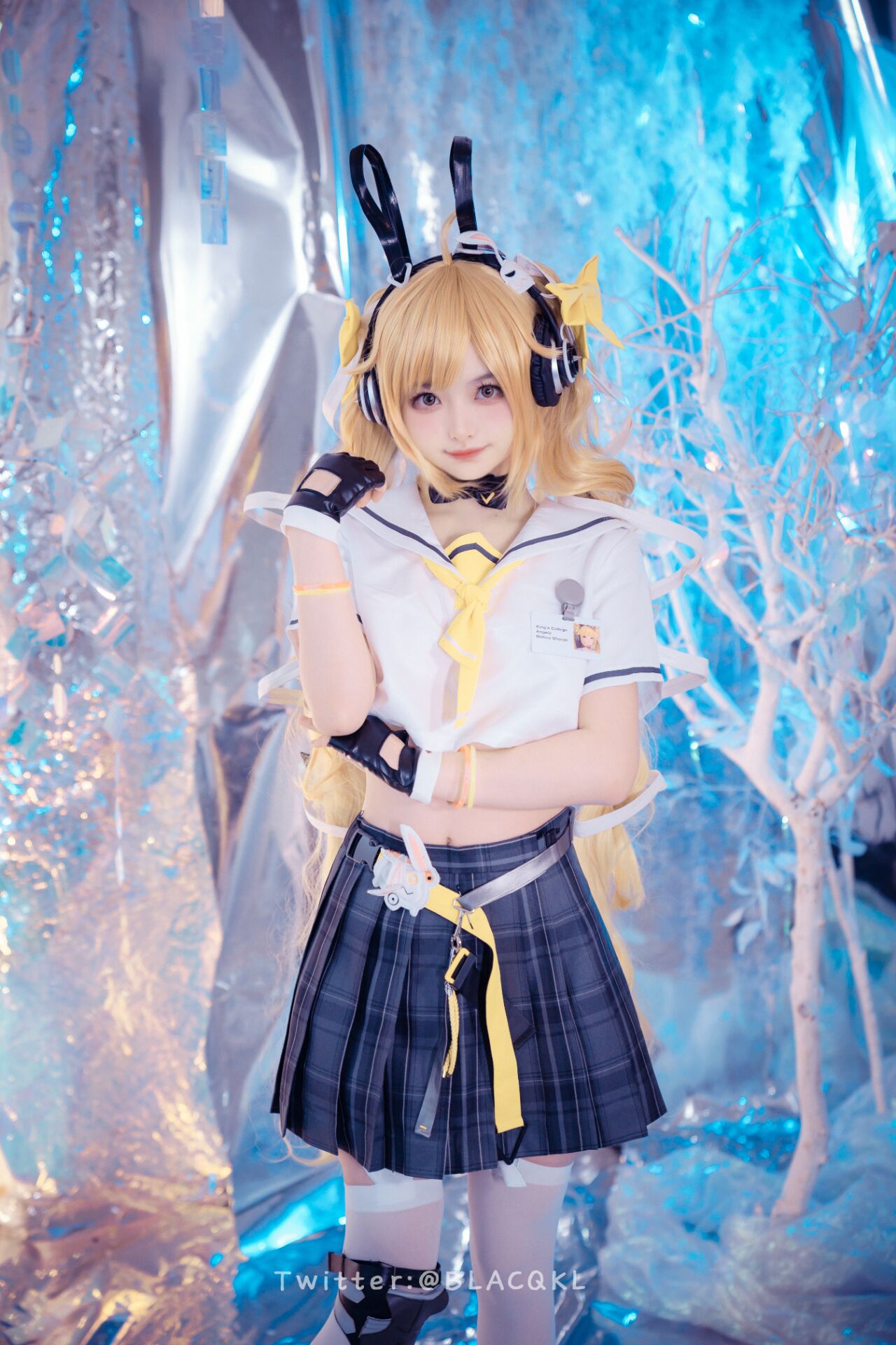 Đọc truyện hentai Tuyển tập Albums siêu phẩm Cosplay - Chap 600 - Bai Li loves chocolate - Angela