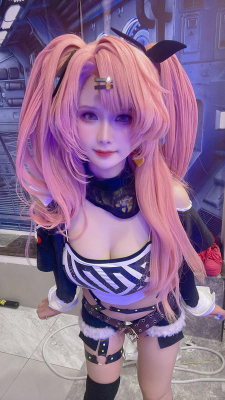 Đọc truyện hentai Tuyển tập Albums siêu phẩm Cosplay - Chap 1101 - Pyon Lay - Nicole Demara