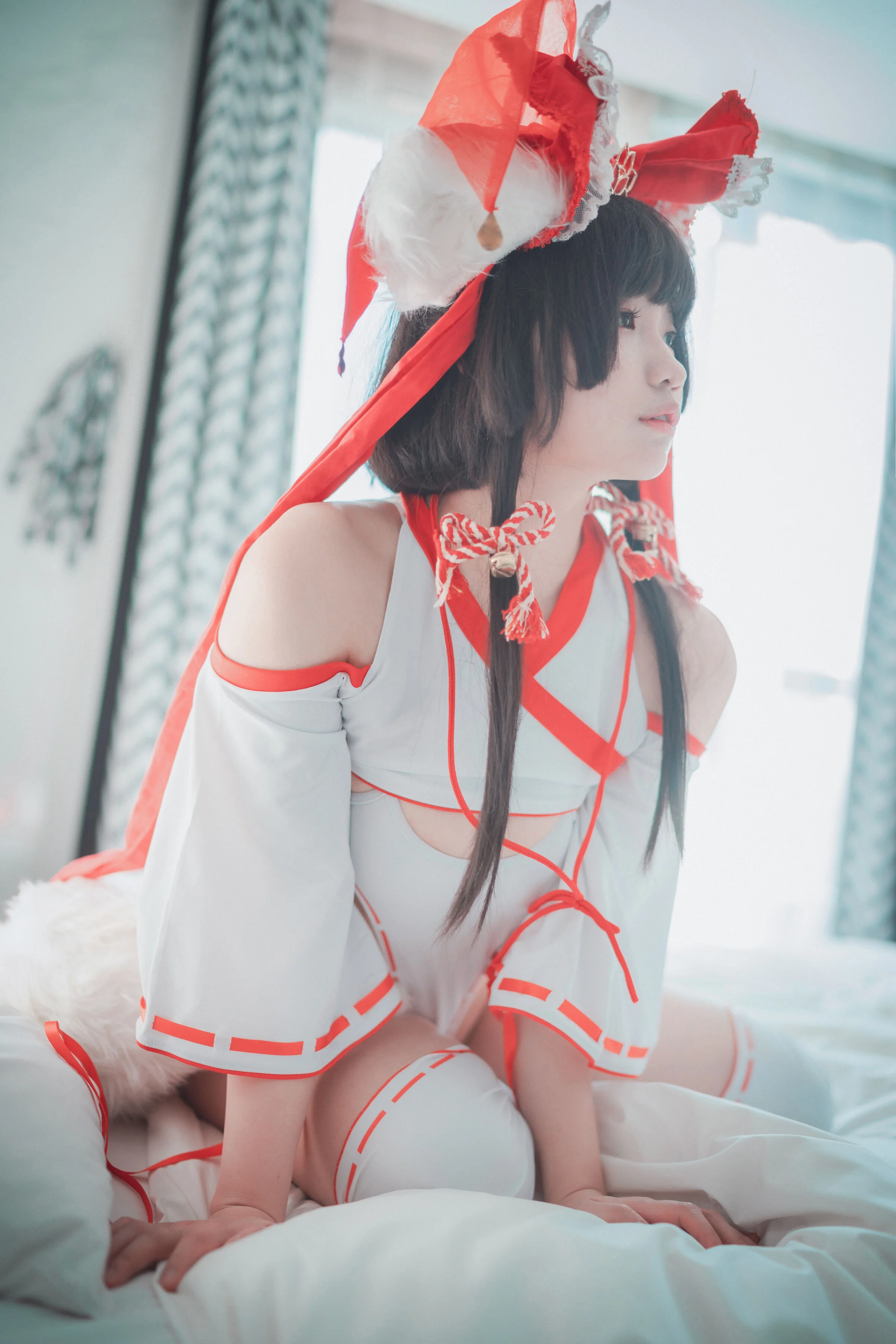 Đọc truyện hentai Tuyển tập Albums siêu phẩm Cosplay - Chap 612 - Mimmi - Reimu Hakurei
