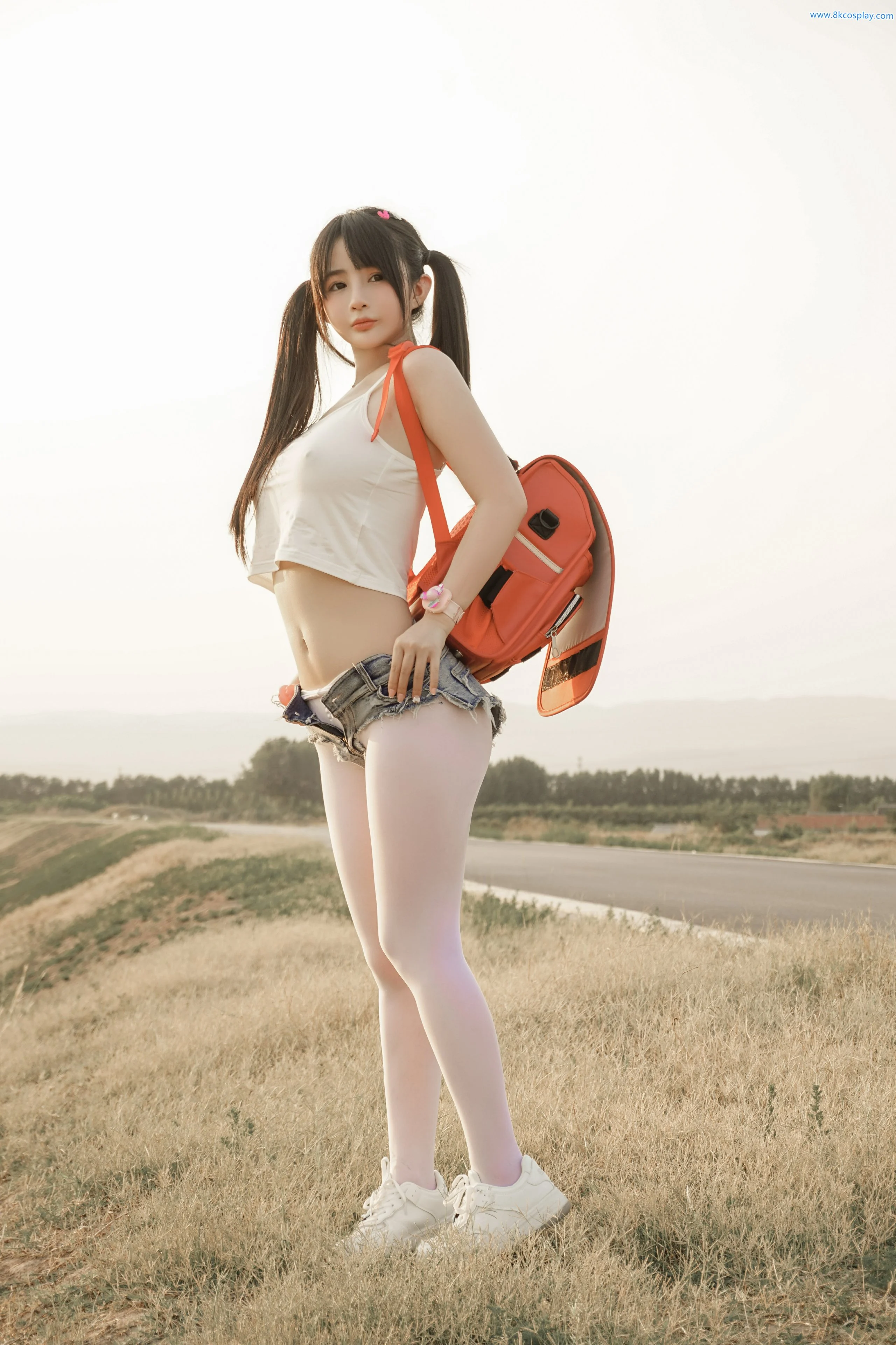 Đọc truyện hentai Tuyển tập Albums siêu phẩm Cosplay - Chap 604 - [Sakurai Ningning] Little red envelope