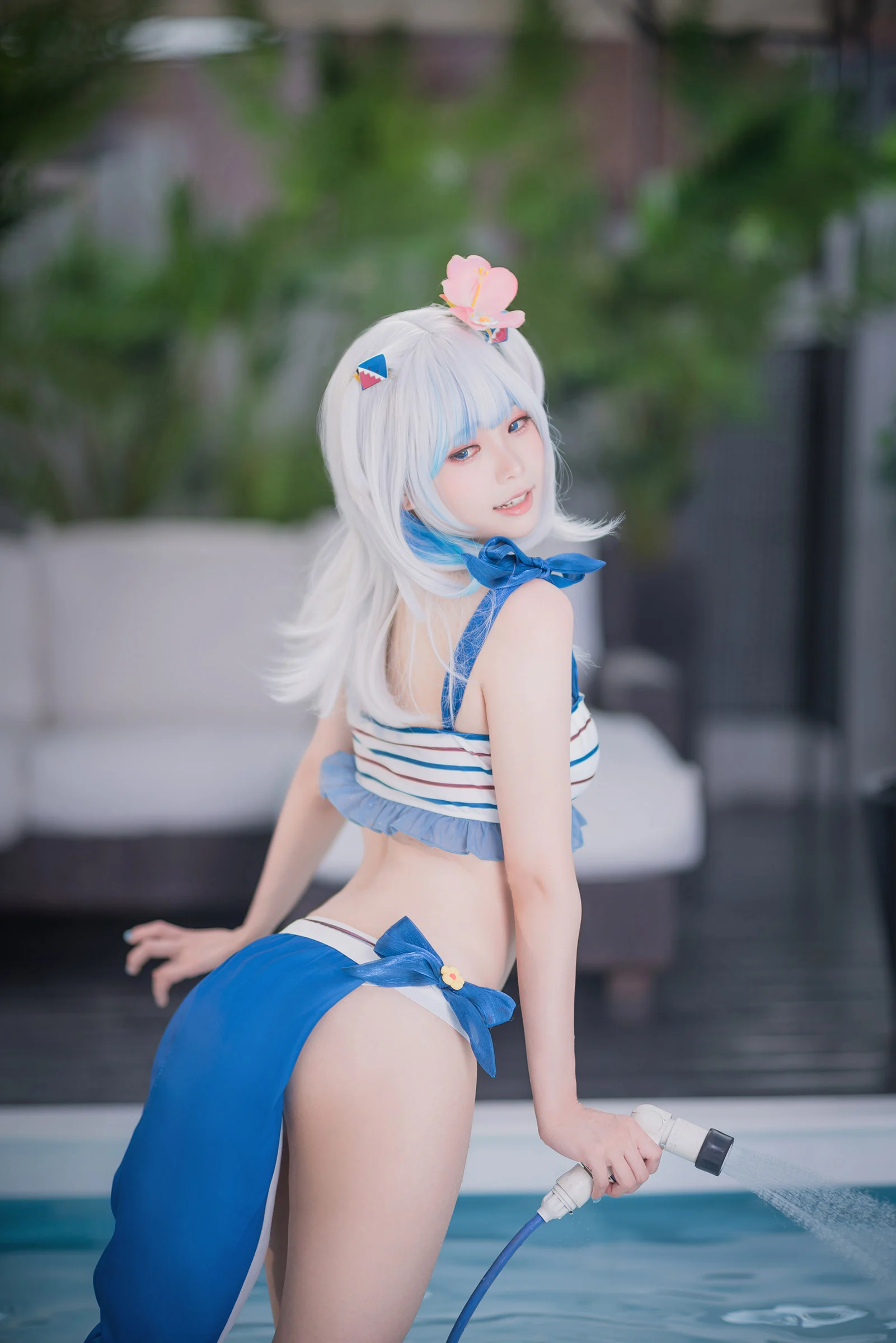 Đọc truyện hentai Tuyển tập Albums siêu phẩm Cosplay - Chap 518 - Ely - Gura Swimsuit