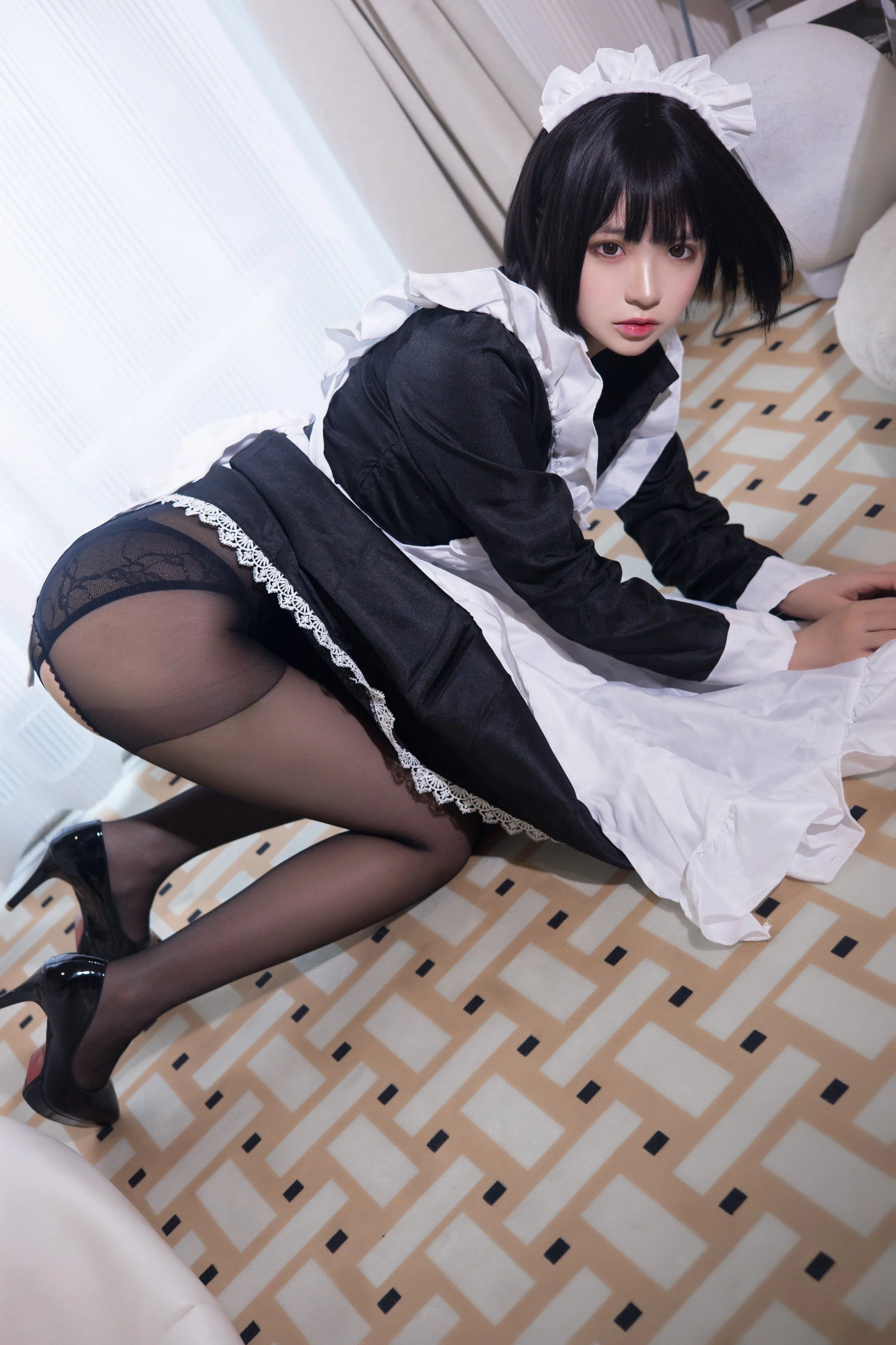 Đọc truyện hentai Tuyển tập Albums siêu phẩm Cosplay - Chap 587 - Crazy Cat SS-Black Silk Maid