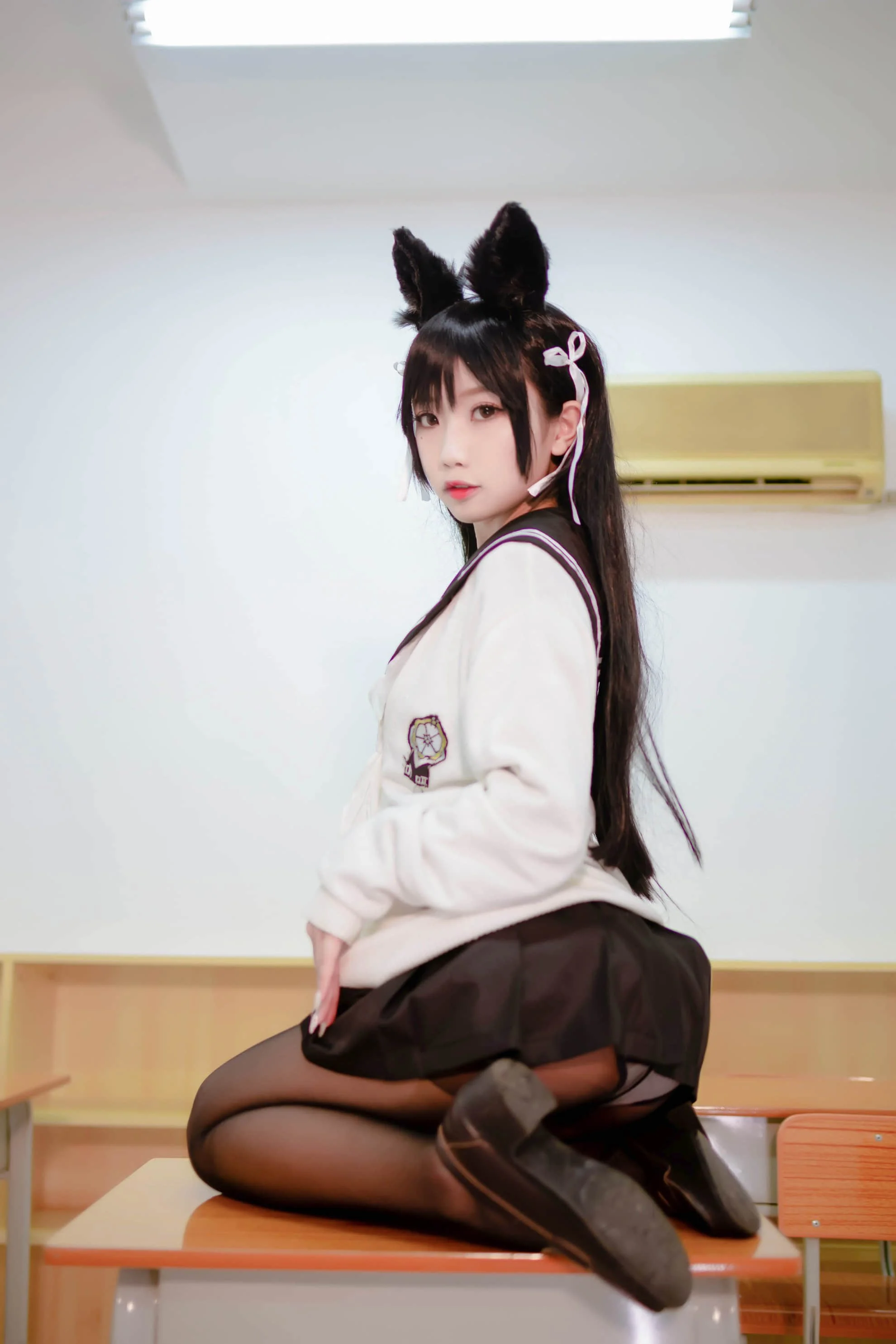 Đọc truyện hentai Tuyển tập Albums siêu phẩm Cosplay - Chap 867 - [Cosplay] Chanlyco Guichu Yao - JK Uniform