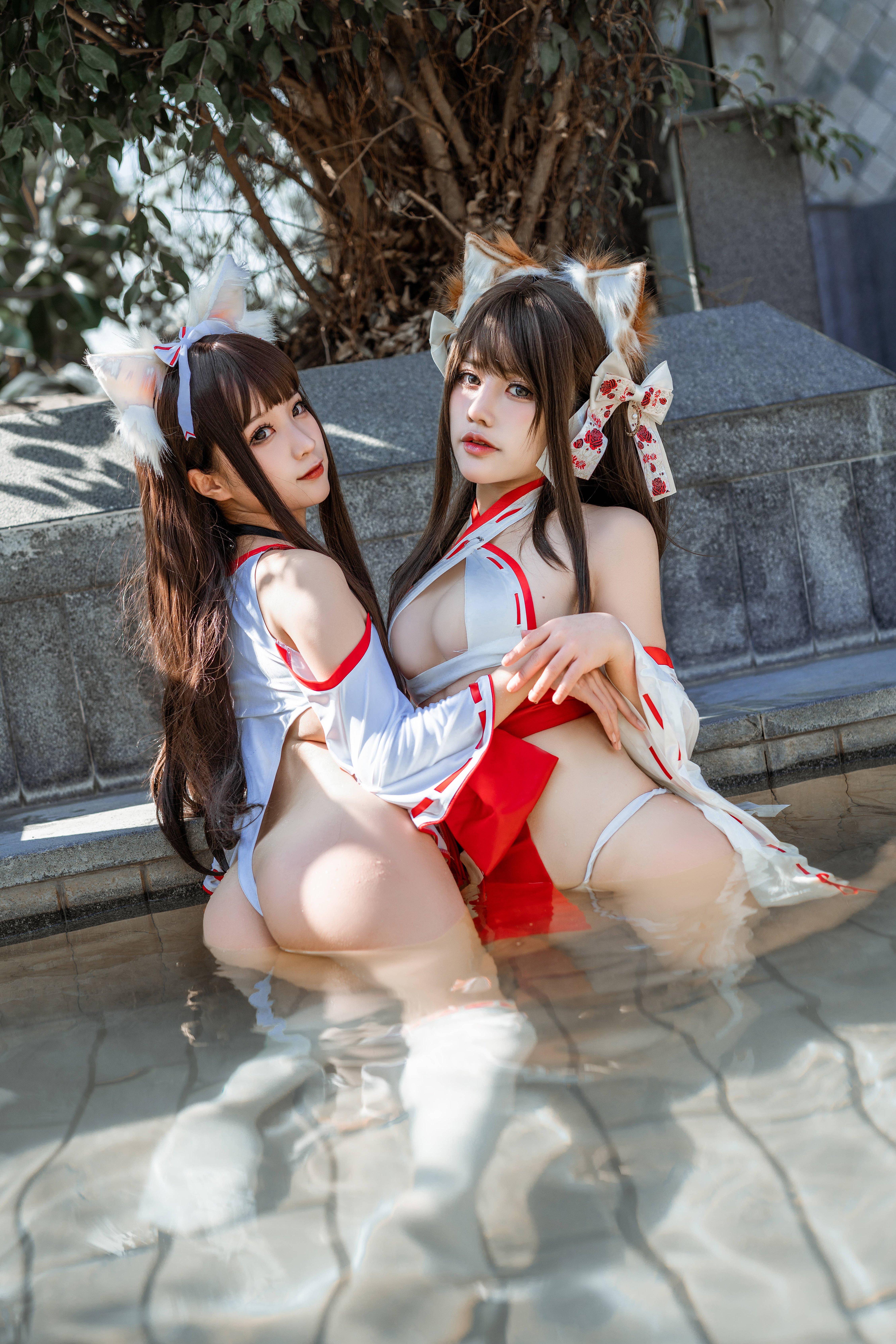 Đọc truyện hentai Tuyển tập Albums siêu phẩm Cosplay - Chap 1341 - Foolish Momo - & A Smile of Fragrance, Two-Person Fox