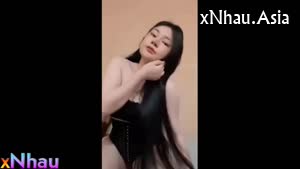 Em sinh viên vú to lồn múp móc lồn thủ dâm chảy nước dâm đãng 2 (Em sinh viên vú to lồn múp móc lồn thủ dâm chảy nước dâm đãng 2) [26]