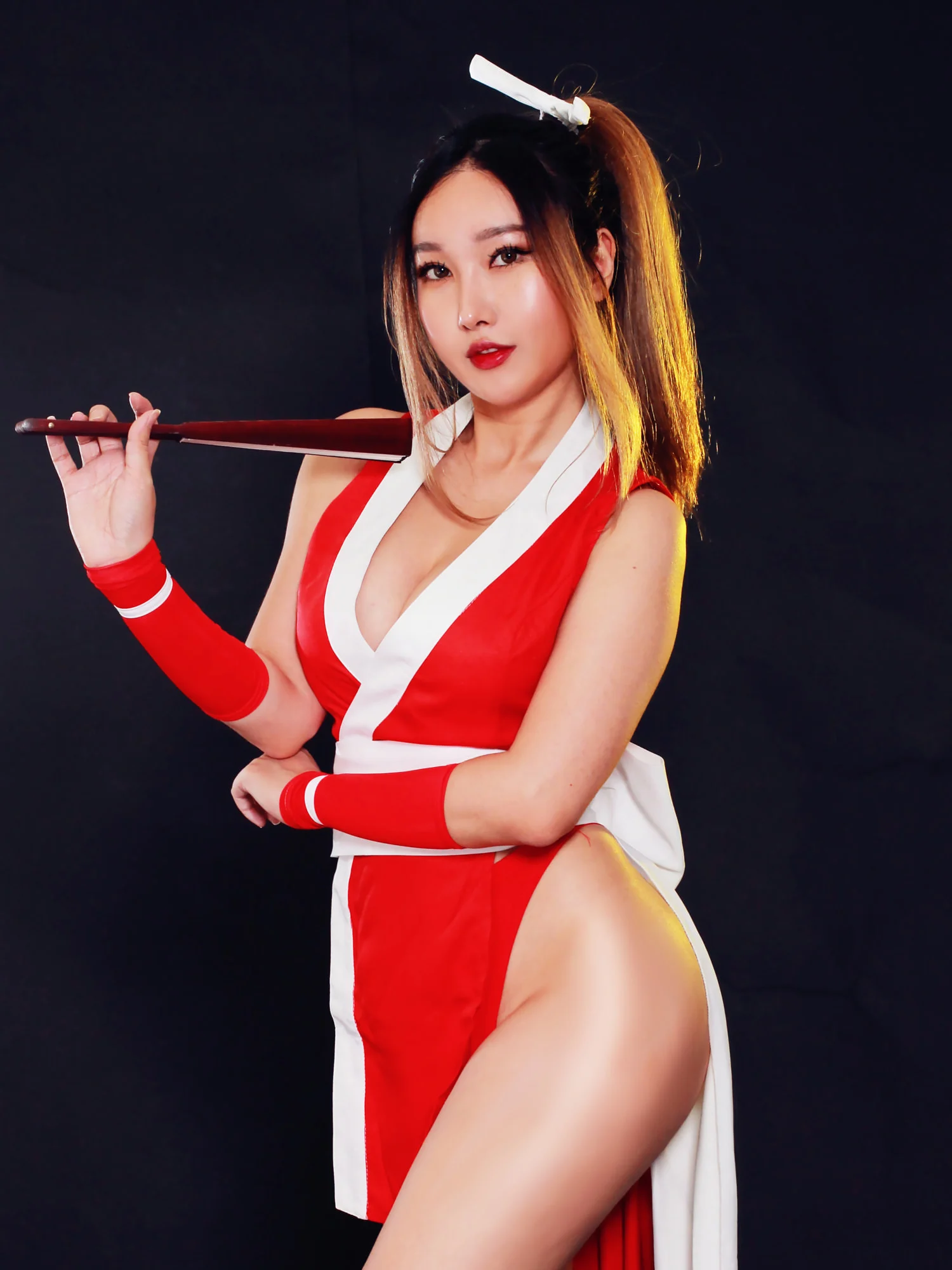 Đọc truyện hentai Tuyển tập Albums siêu phẩm Cosplay - Chap 563 - Rinnie Riot - Mai Shiranui