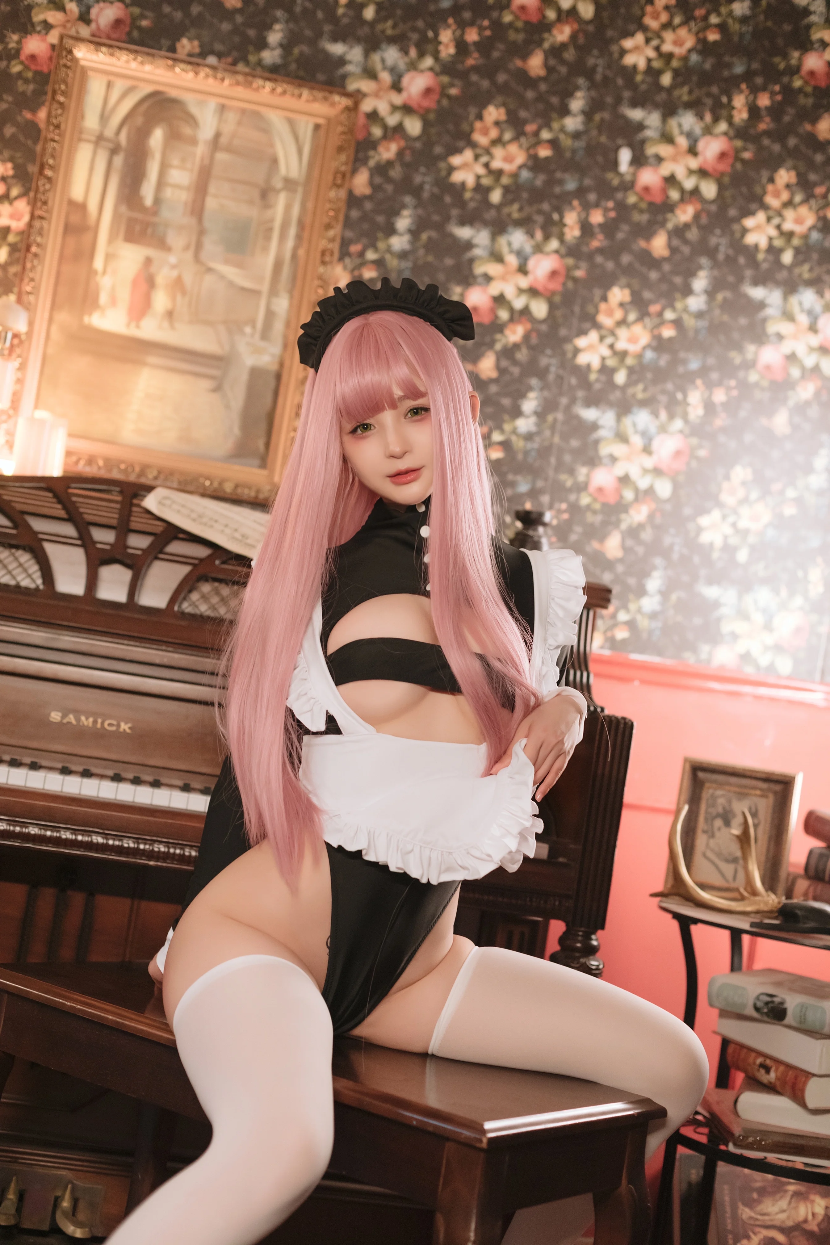 Đọc truyện hentai Tuyển tập Albums siêu phẩm Cosplay - Chap 1207 - Sakurai Nene - Retro Maid