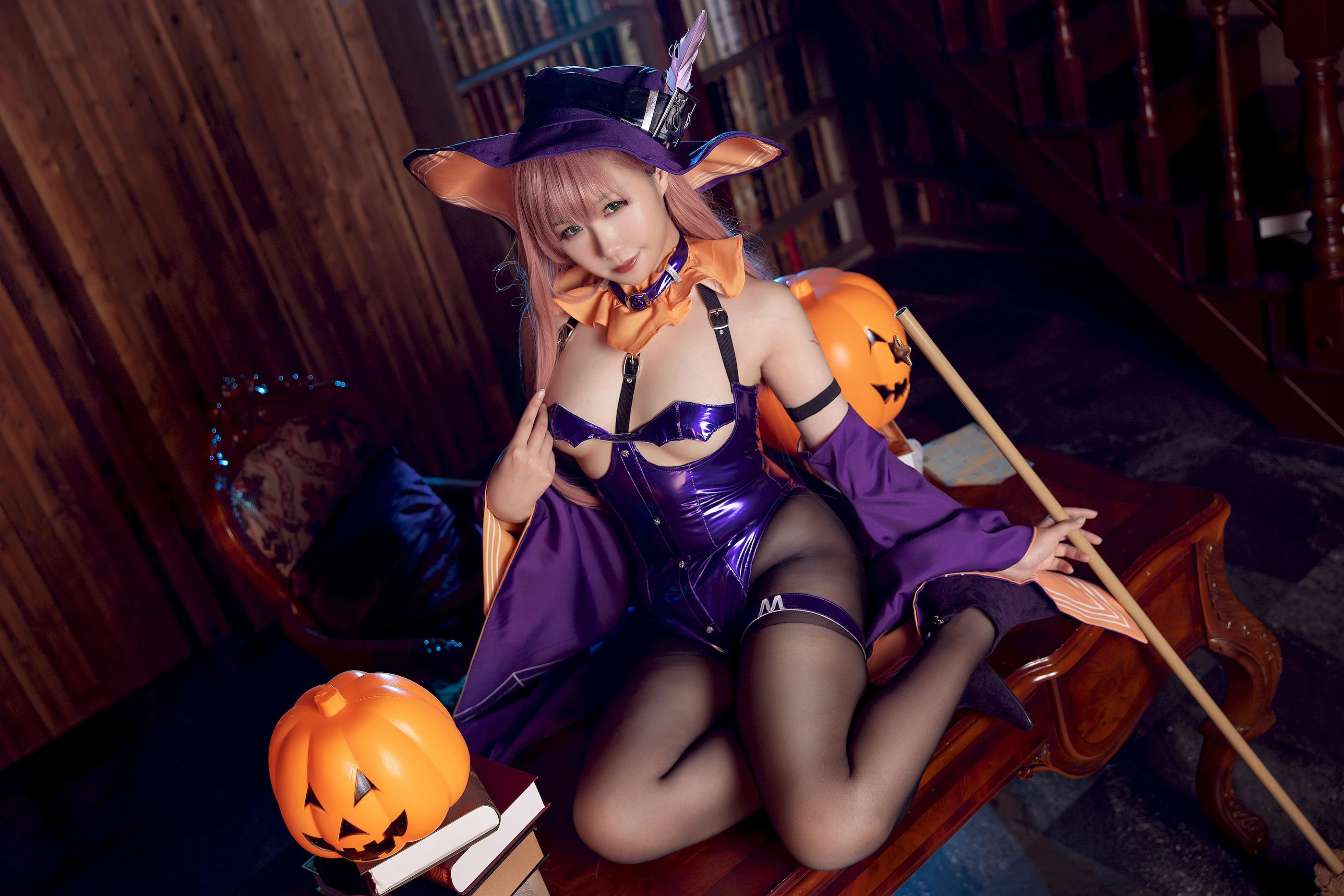 Đọc truyện hentai Tuyển tập Albums siêu phẩm Cosplay - Chap 1176 - Mahua Sauce - Memphis Halloween