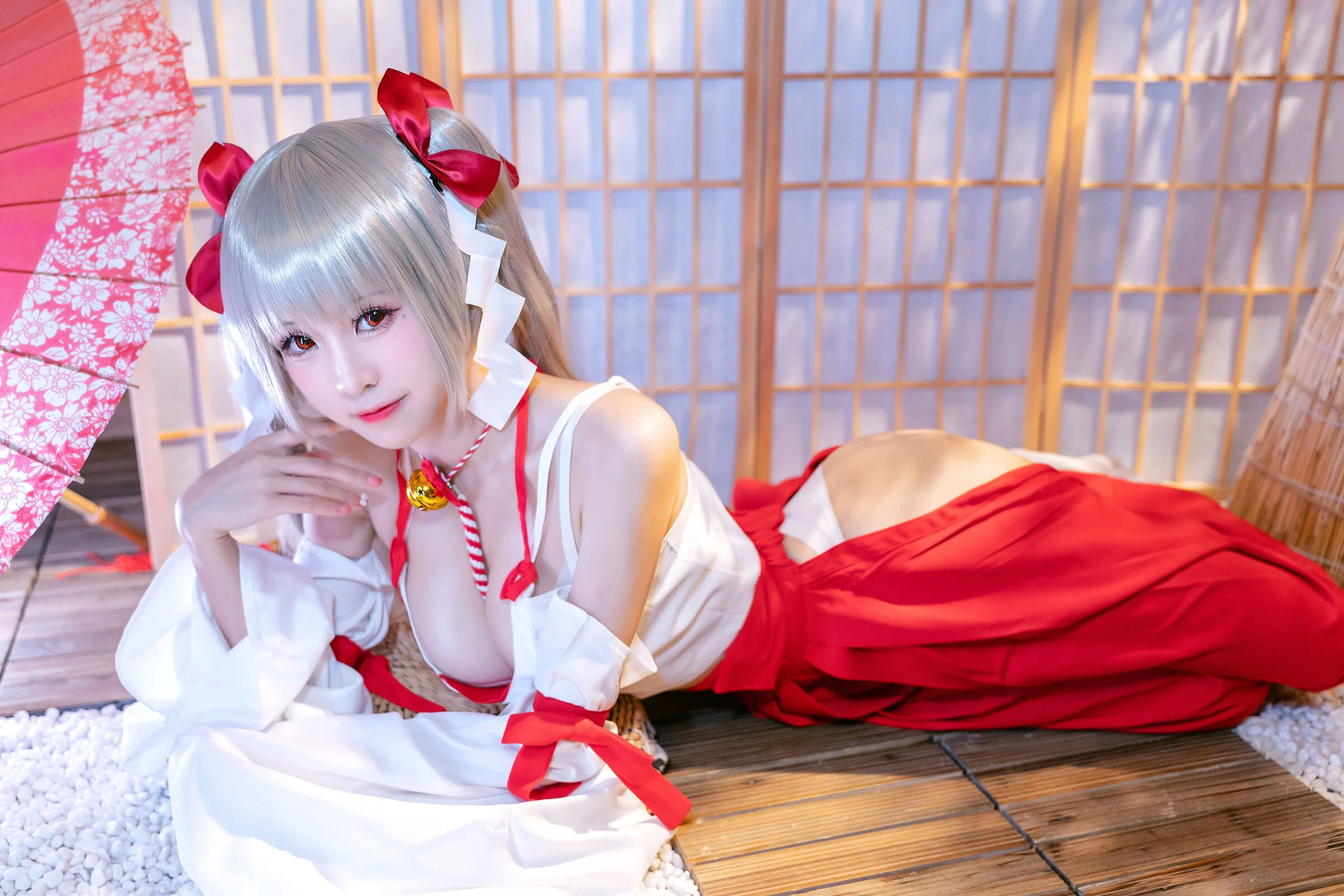 Đọc truyện hentai Tuyển tập Albums siêu phẩm Cosplay - Chap 615 - miko - Awesome witch