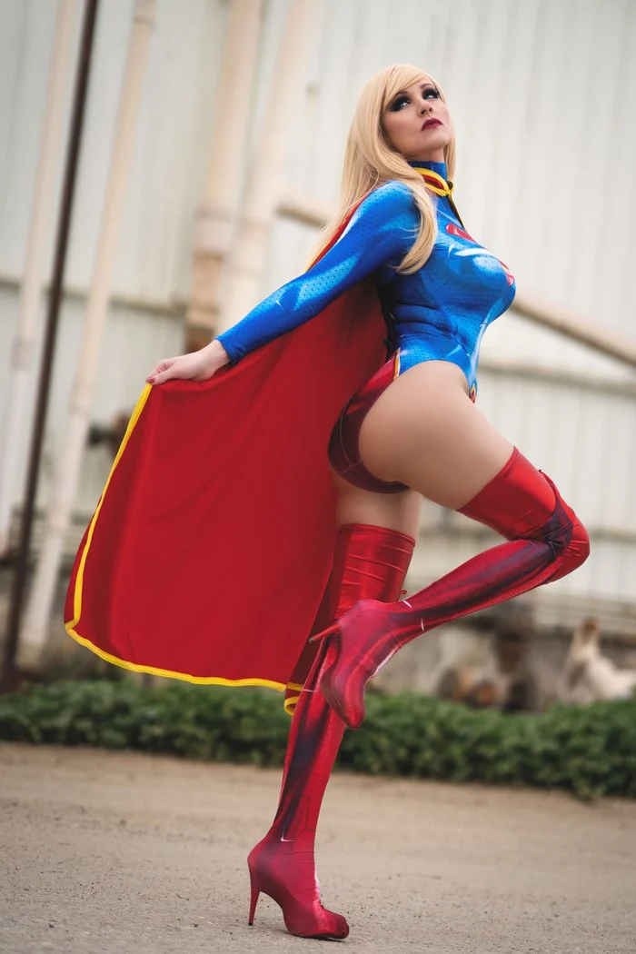 Đọc truyện hentai Tuyển tập Albums siêu phẩm Cosplay - Chap 969 - [Angie Griffin] Supergirl