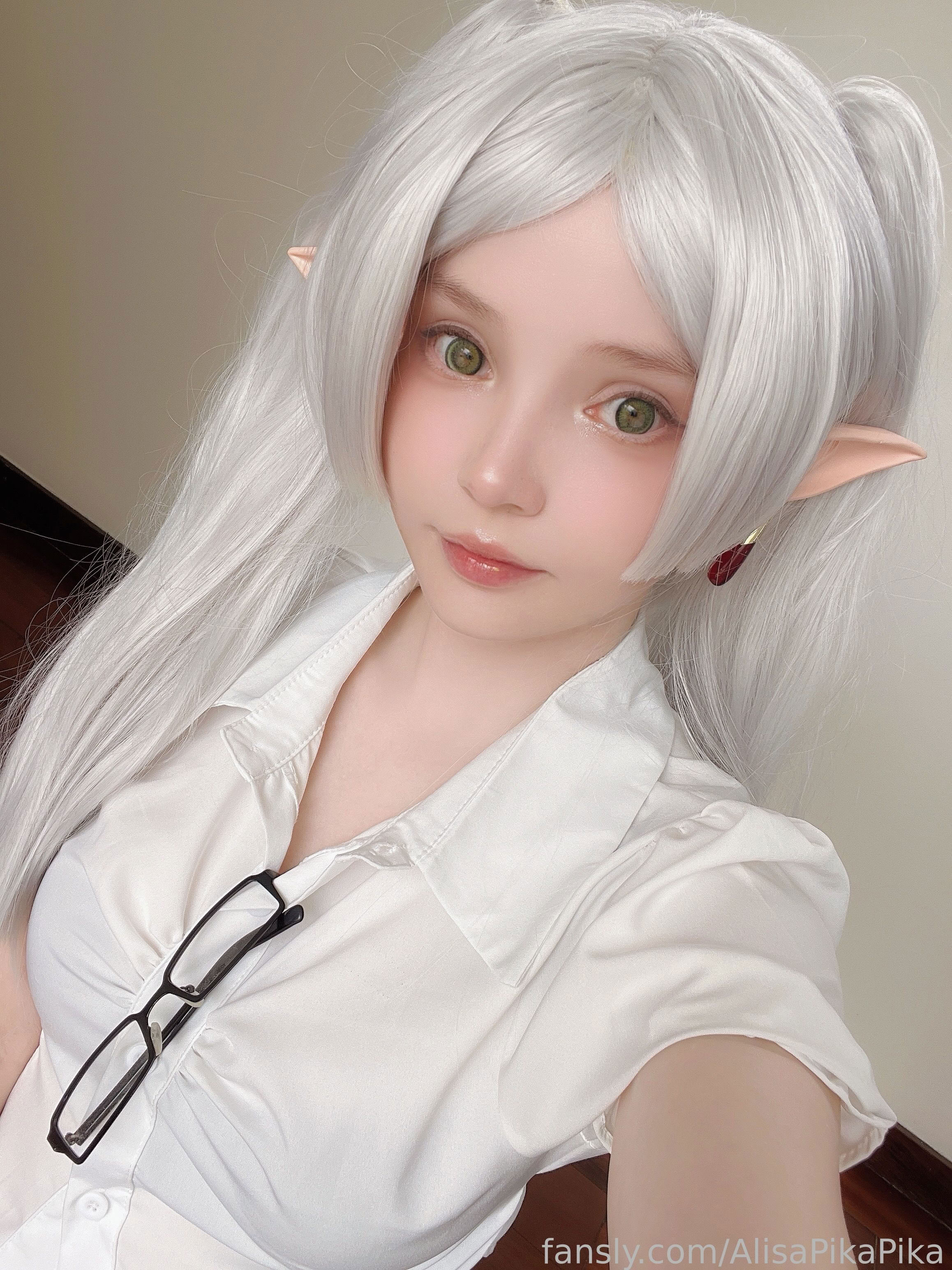 Đọc truyện hentai Tuyển tập Albums siêu phẩm Cosplay - Chap 1275 - Rocksy Light - OL Frieren