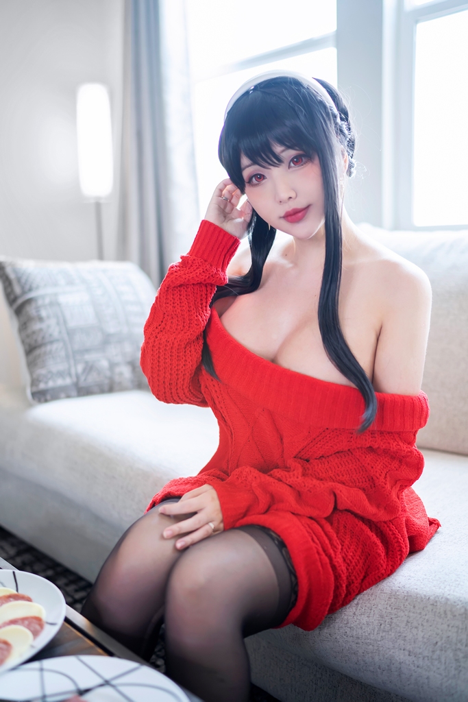Đọc truyện hentai Tuyển tập Albums siêu phẩm Cosplay - Chap 142 - Hana Bunny – Yor Forger Red Sweater