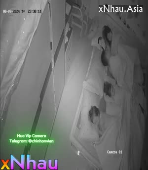 Hack Camera Đợi Con Ngủ 2 Vợ Chồng Chịch Cực Nứng (Hack Camera Đợi Con Ngủ 2 Vợ Chồng Chịch Cực Nứng) [26]