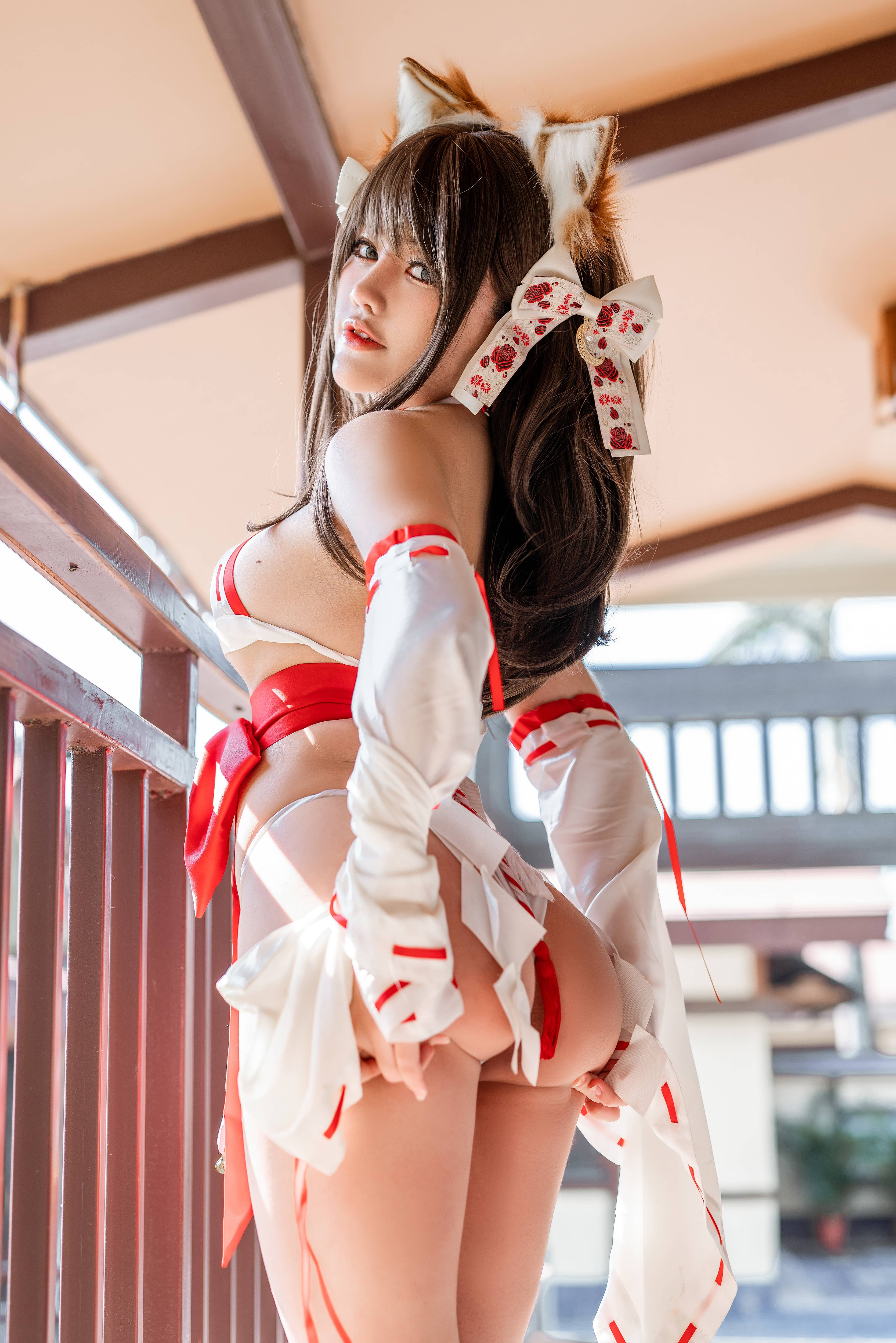 Đọc truyện hentai Tuyển tập Albums siêu phẩm Cosplay - Chap 1341 - Foolish Momo - & A Smile of Fragrance, Two-Person Fox