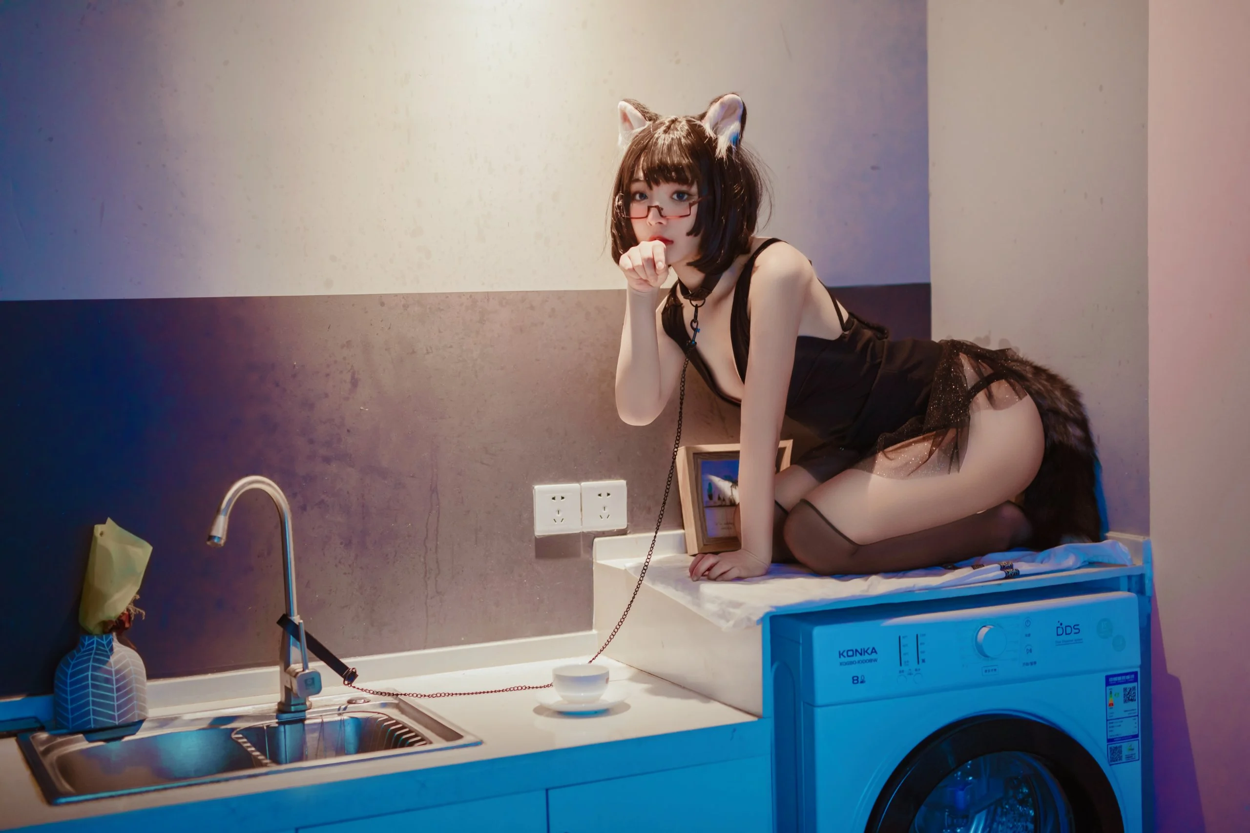 Đọc truyện hentai Tuyển tập Albums siêu phẩm Cosplay - Chap 542 - yuuhui - Cat head black skirt