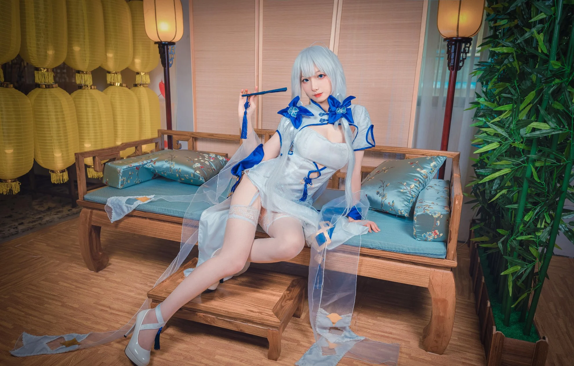 Đọc truyện hentai Tuyển tập Albums siêu phẩm Cosplay - Chap 892 - Fengjiang v NO.001 Azur Lane Glory