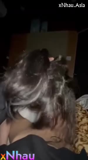 Thanh niên cặt dài vén quần xì chịch em teen lên đỉnh (Thanh niên cặt dài vén quần xì chịch em teen lên đỉnh) [26]