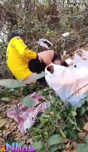 Tổng hợp những a shipper may mắn giao hàng cho dâm nữ đc đụ free trg rừng đến giường (Tổng hợp những a shipper may mắn giao hàng cho dâm nữ đc đụ free trg rừng đến giường) [26]