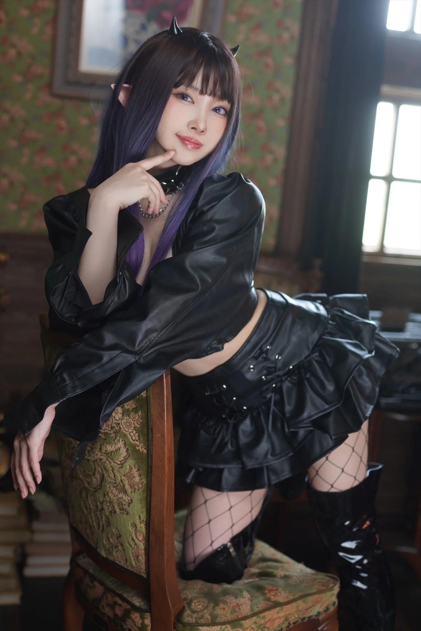 Đọc truyện hentai Tuyển tập Albums siêu phẩm Cosplay - Chap 669 - Vicious eys - Thistle
