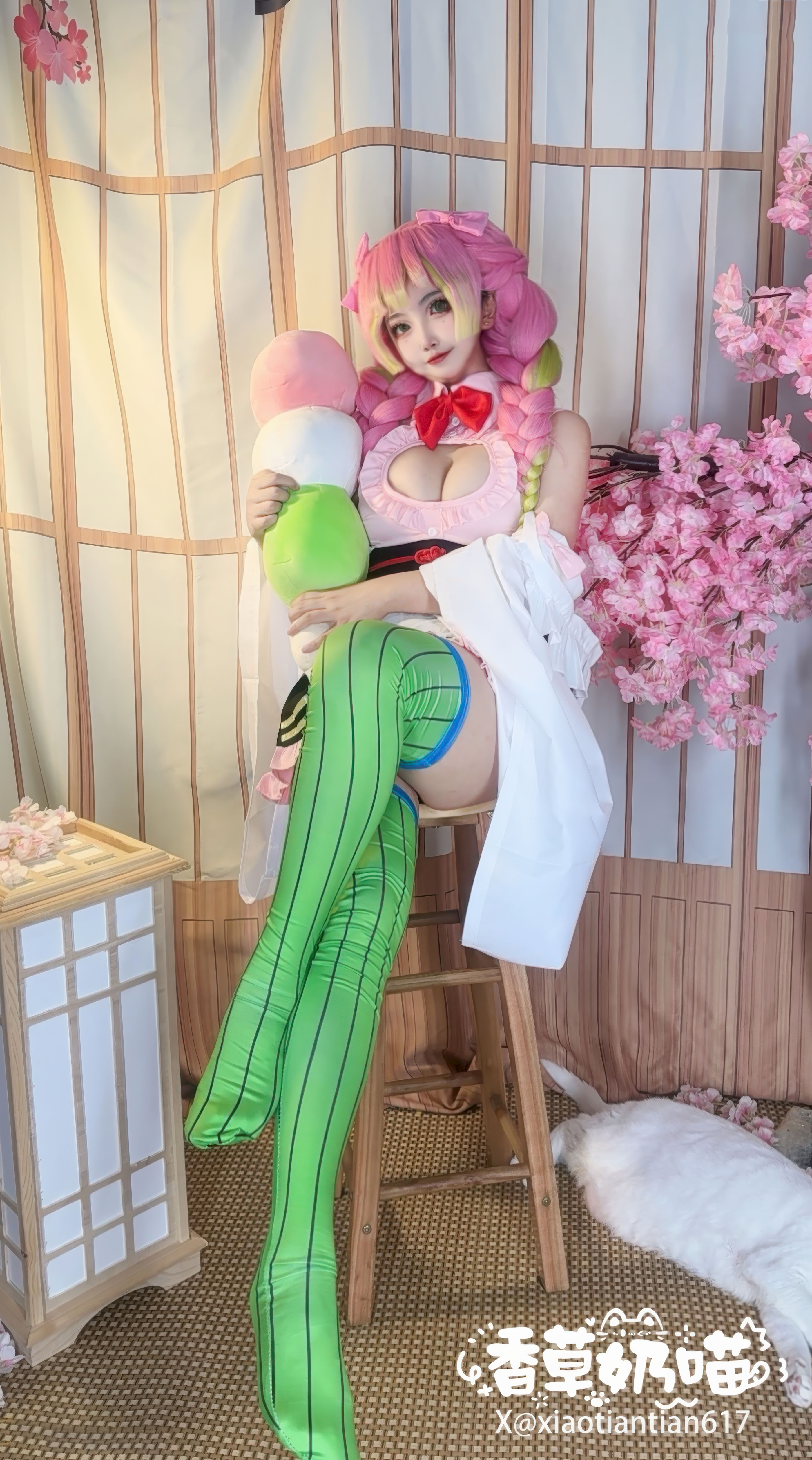 Đọc truyện hentai Tuyển tập Albums siêu phẩm Cosplay - Chap 1444 - Vanilla Milk Cat - Demon Slayer: Kimetsu no Yaiba - Mitsuri Kanroji Maid