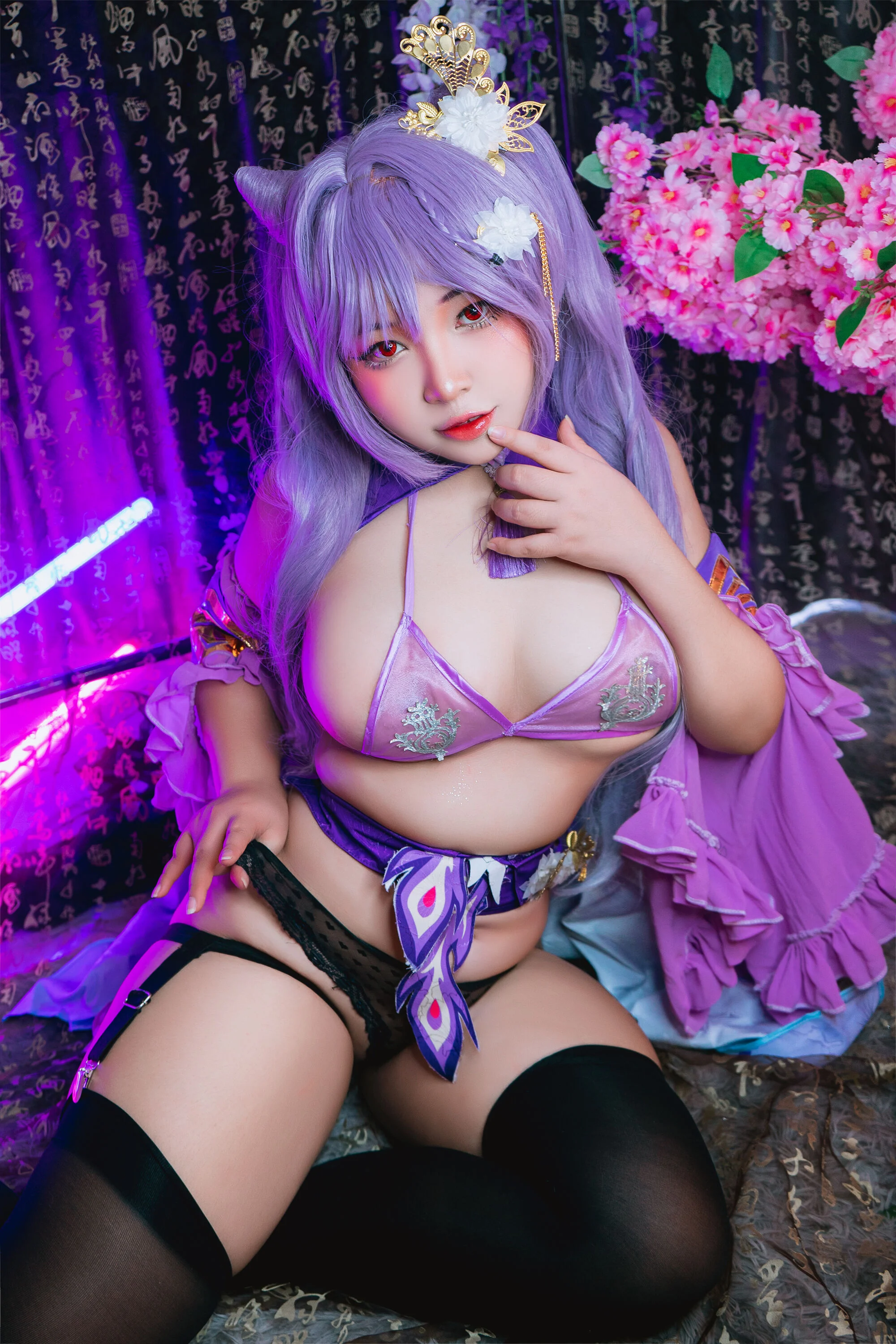 Đọc truyện hentai Tuyển tập Albums siêu phẩm Cosplay - Chap 375 - Yurihime - Keqing