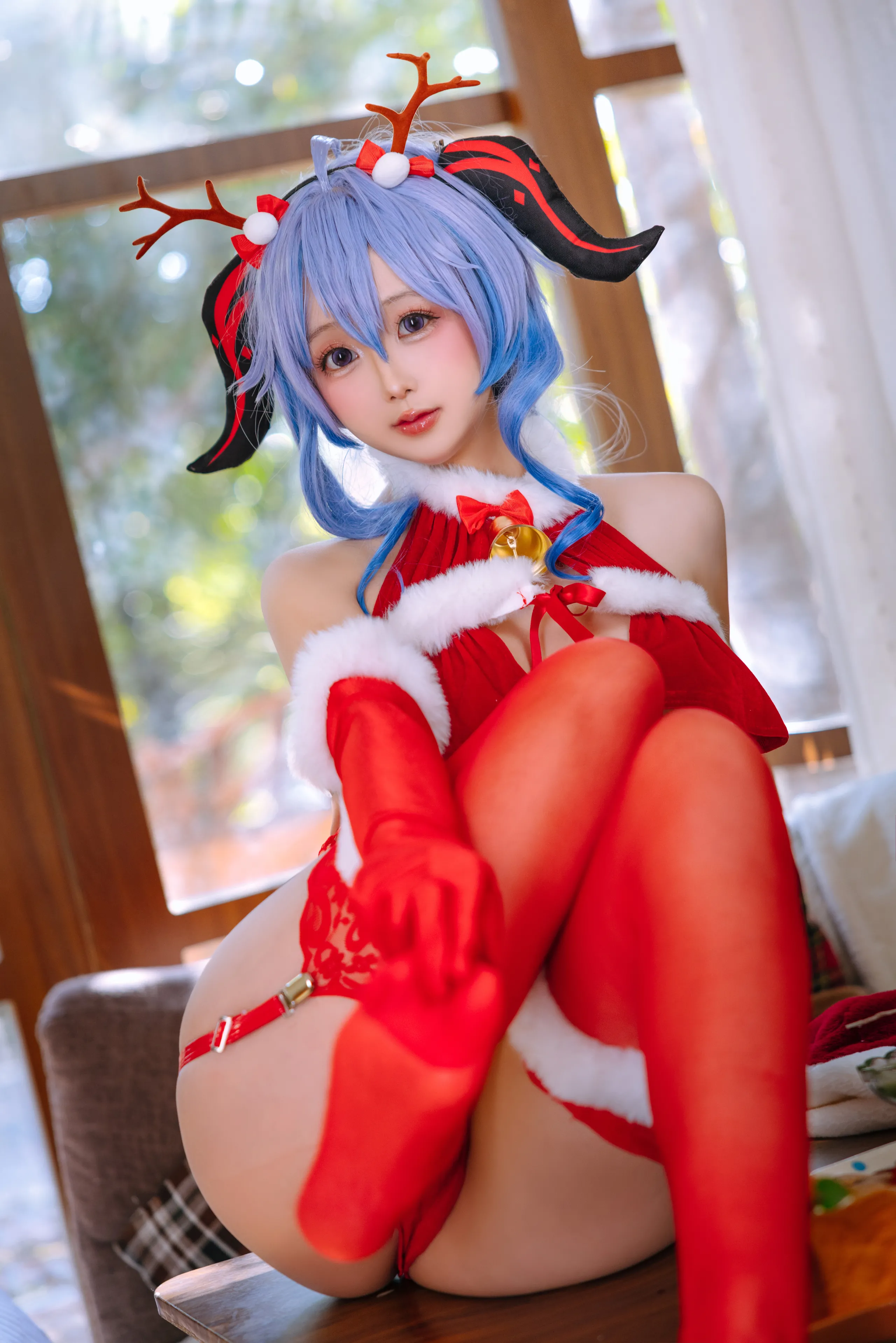 Đọc truyện hentai Tuyển tập Albums siêu phẩm Cosplay - Chap 960 - Rina Jiao - Ganyu Christmas