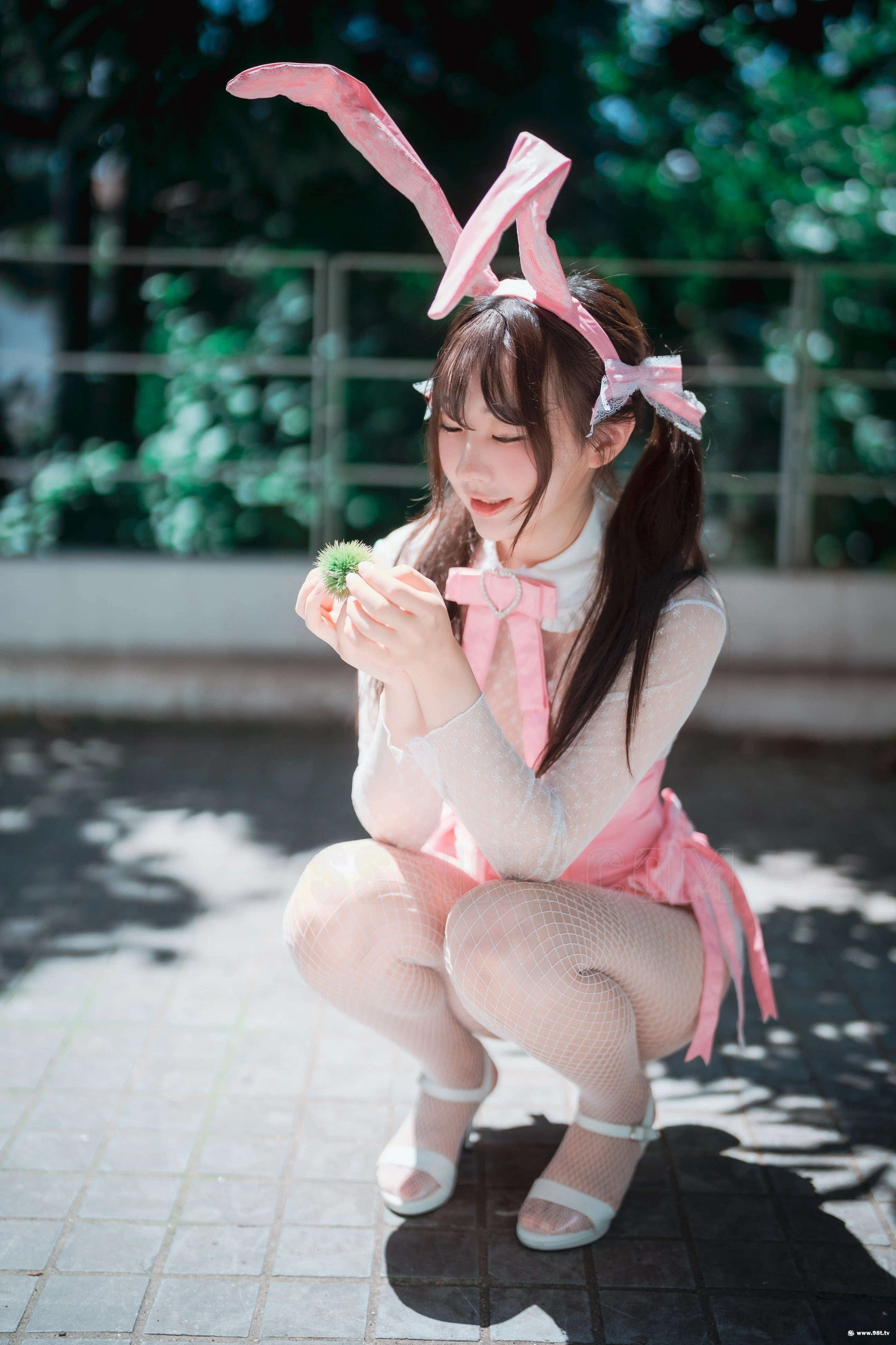 Đọc truyện hentai Tuyển tập Albums siêu phẩm Cosplay - Chap 268 - NewBom NO.004 [DJAWA] The Year of the Pink Bunny (+S.Ver)