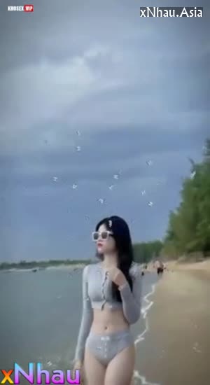 Rủ em hàng xóm đi du lịch,tiện chuốc say mèm rồi quay video hấp dâm em nó (Rủ em hàng xóm đi du lịch,tiện chuốc say mèm rồi quay video hấp dâm em nó) [26]