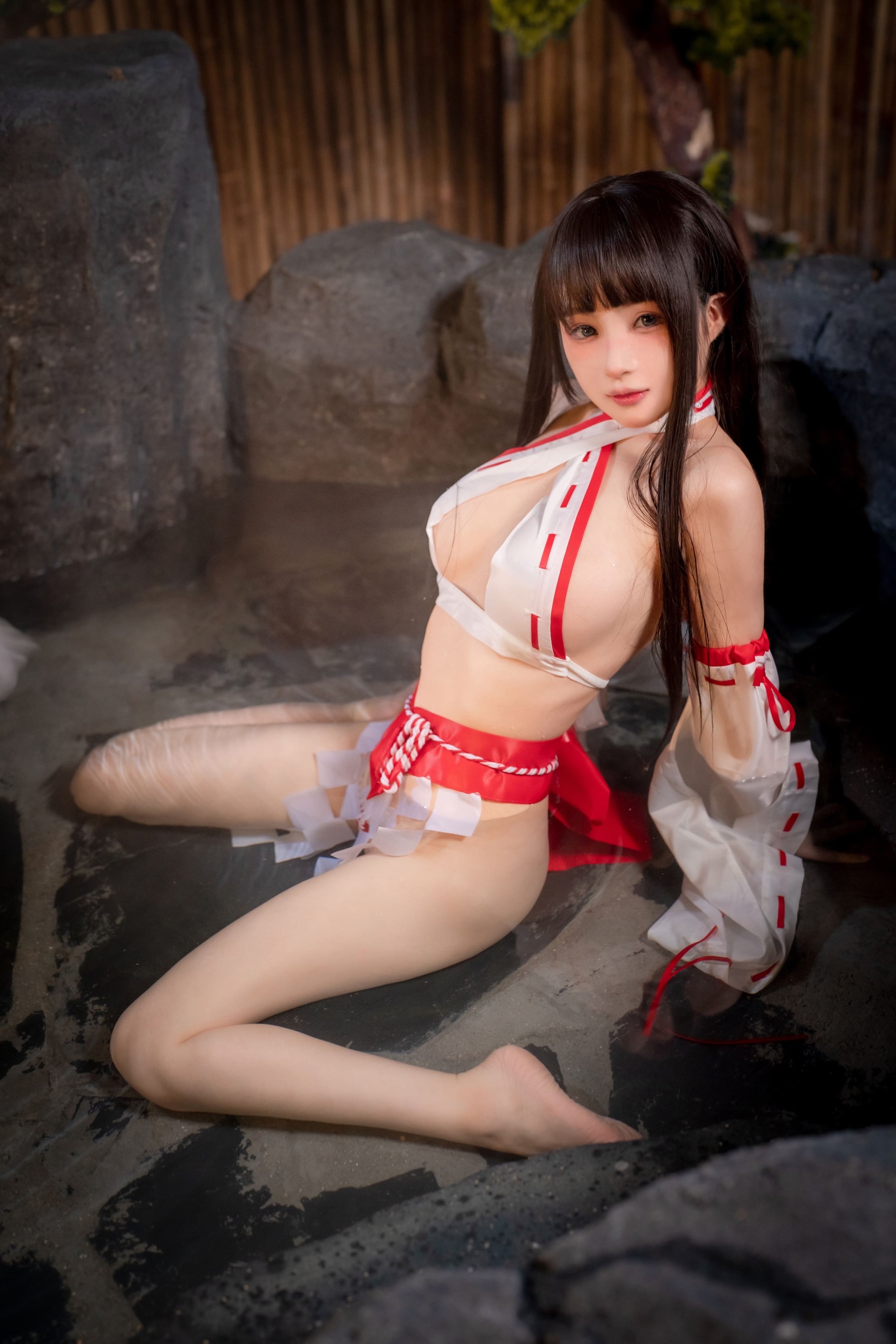 Đọc truyện hentai Tuyển tập Albums siêu phẩm Cosplay - Chap 648 - [Sakurai Ningning] Holy Miko