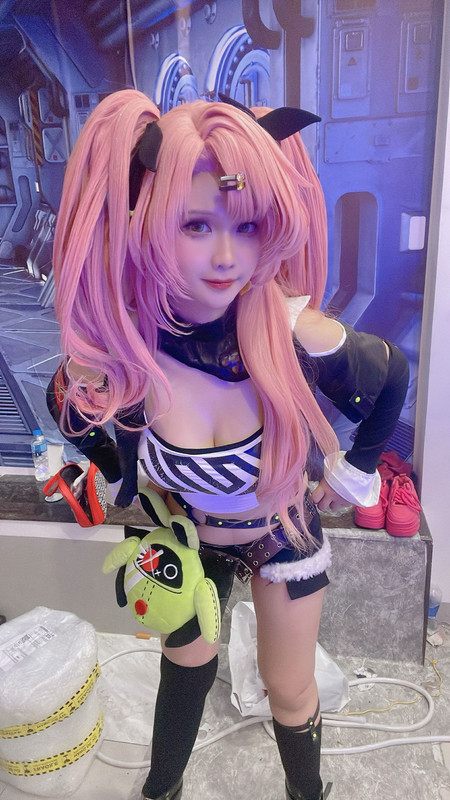 Đọc truyện hentai Tuyển tập Albums siêu phẩm Cosplay - Chap 1101 - Pyon Lay - Nicole Demara