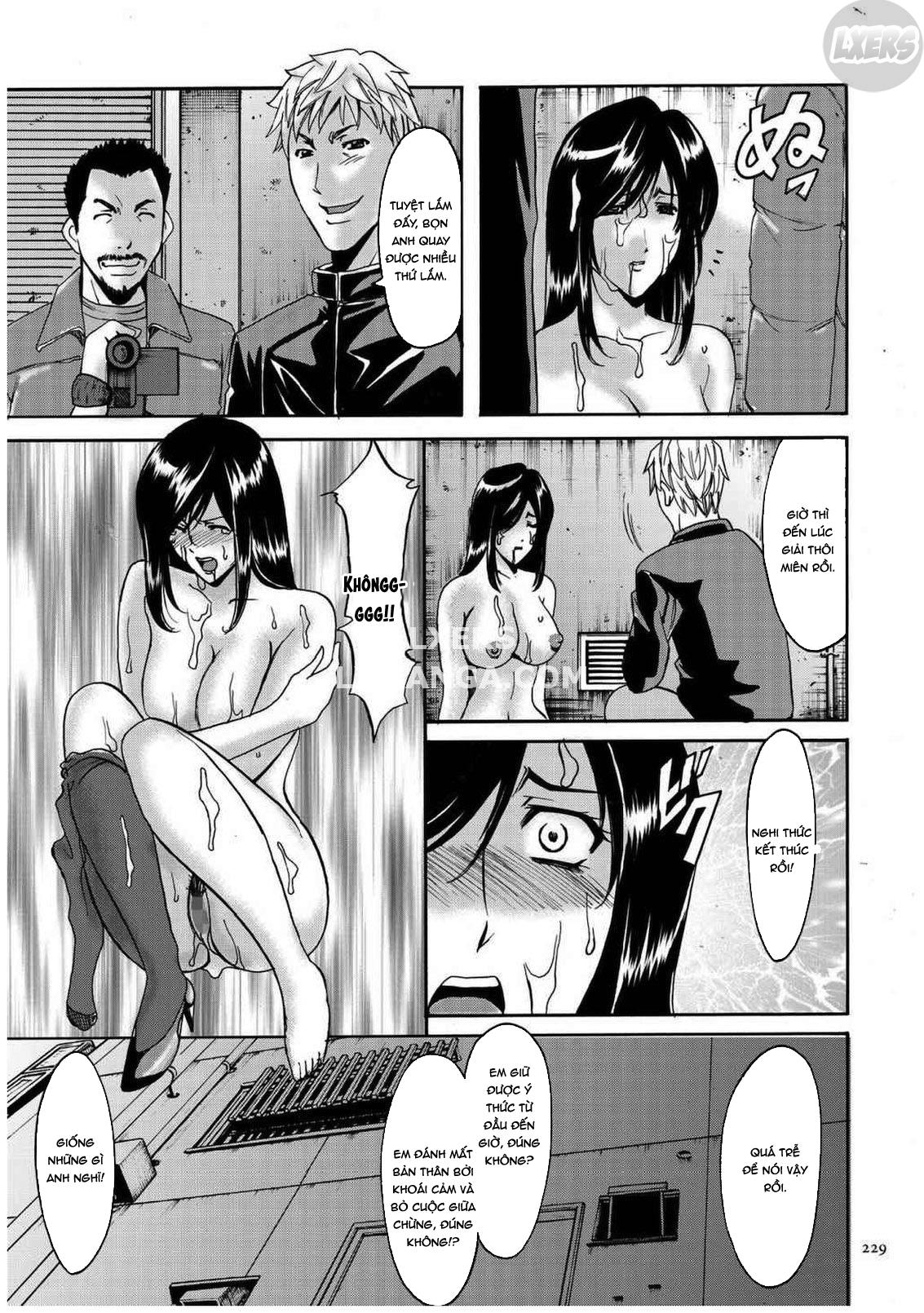 Đọc truyện hentai Vợ đi tắm công cộng - Chap 10