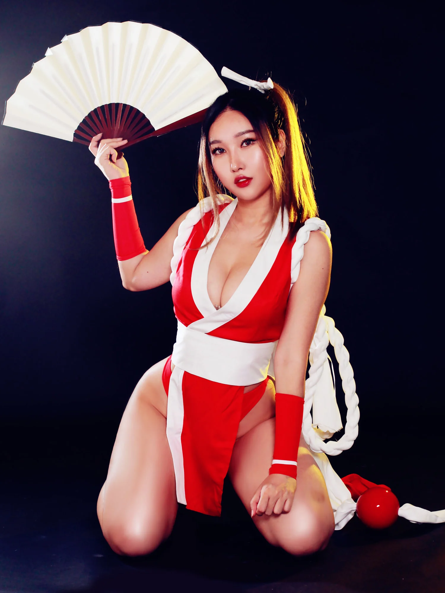 Đọc truyện hentai Tuyển tập Albums siêu phẩm Cosplay - Chap 563 - Rinnie Riot - Mai Shiranui