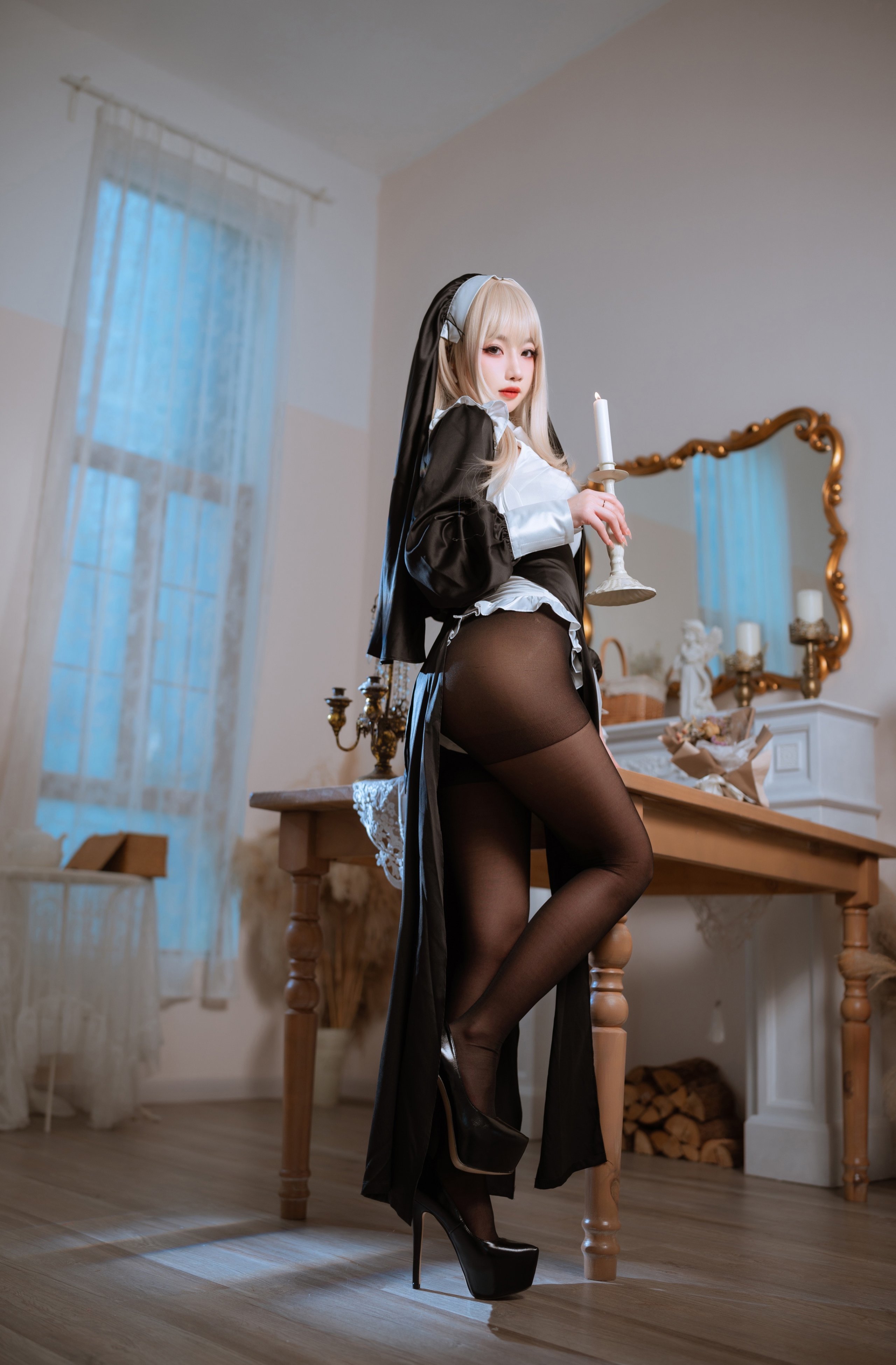 Đọc truyện hentai Tuyển tập Albums siêu phẩm Cosplay - Chap 742 - Is Guichu Yao here? - Nun