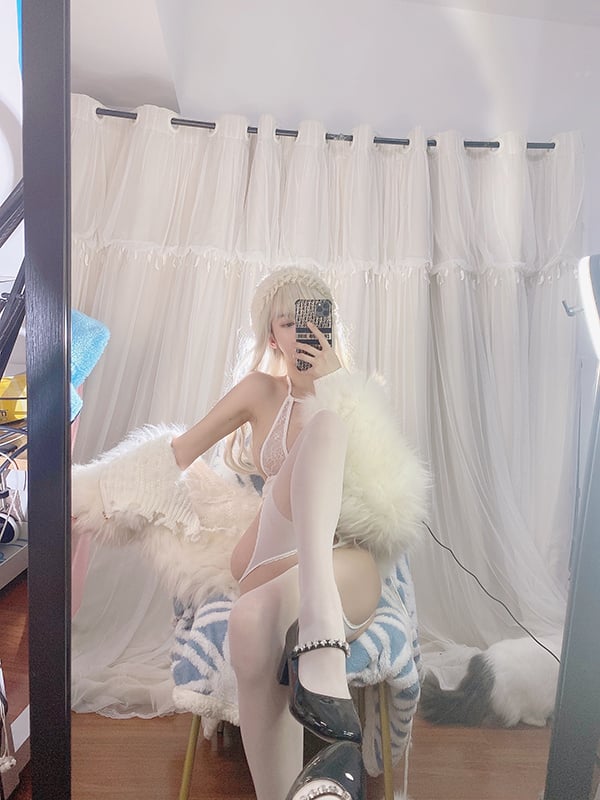 Đọc truyện hentai Tuyển tập Albums siêu phẩm Cosplay - Chap 704 - Expired rice noodles, white moonlight and cinnabar mole