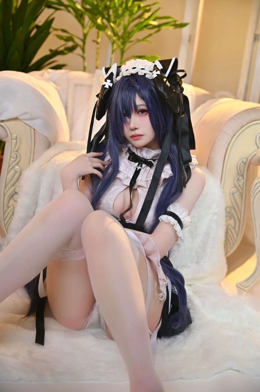 Đọc truyện hentai Tuyển tập Albums siêu phẩm Cosplay - Chap 511 - Yokoo Asakura - Azur Lane August Maid