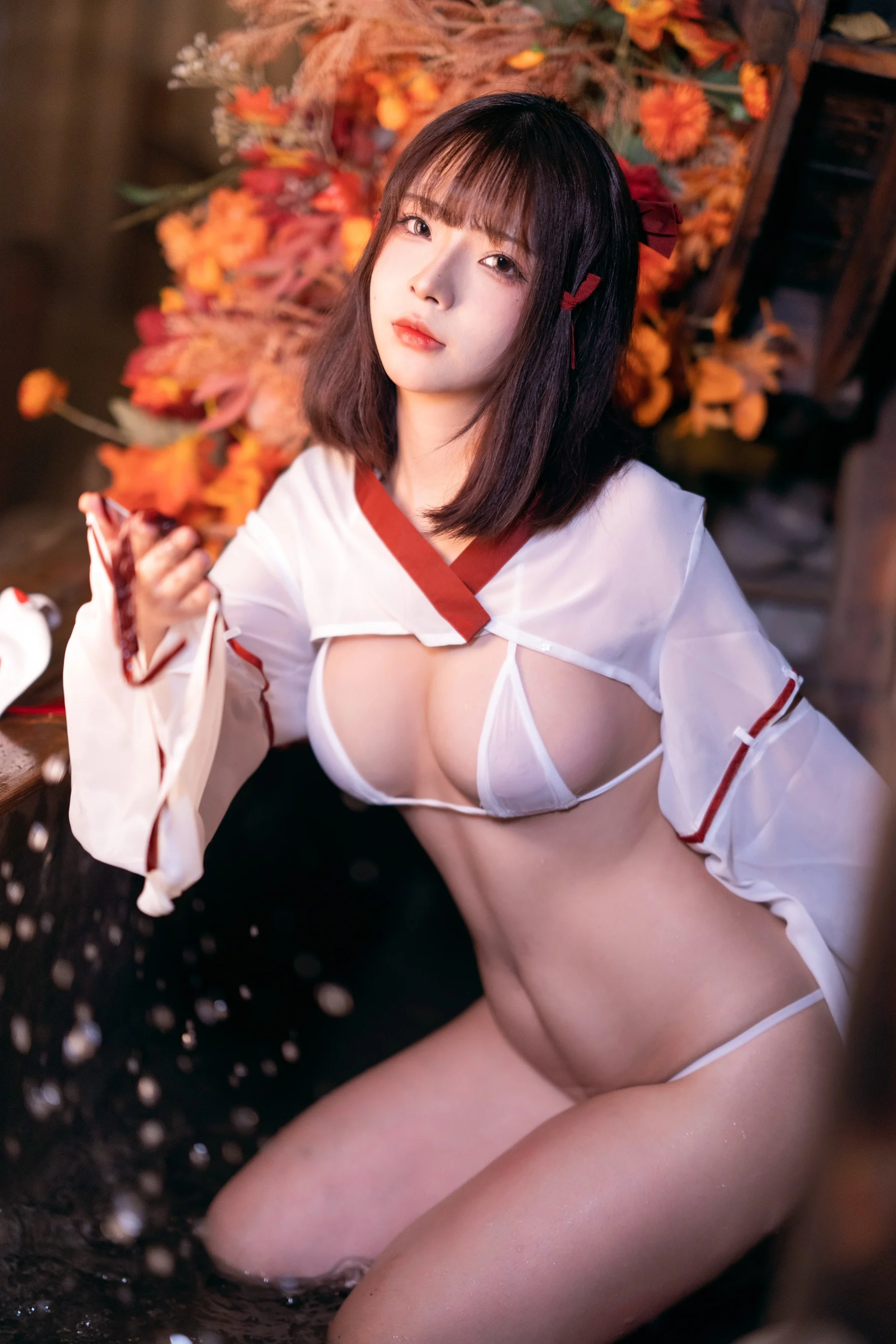 Đọc truyện hentai Tuyển tập Albums siêu phẩm Cosplay - Chap 147 - yuuhui Tamaki - Vu nữ đền thờ