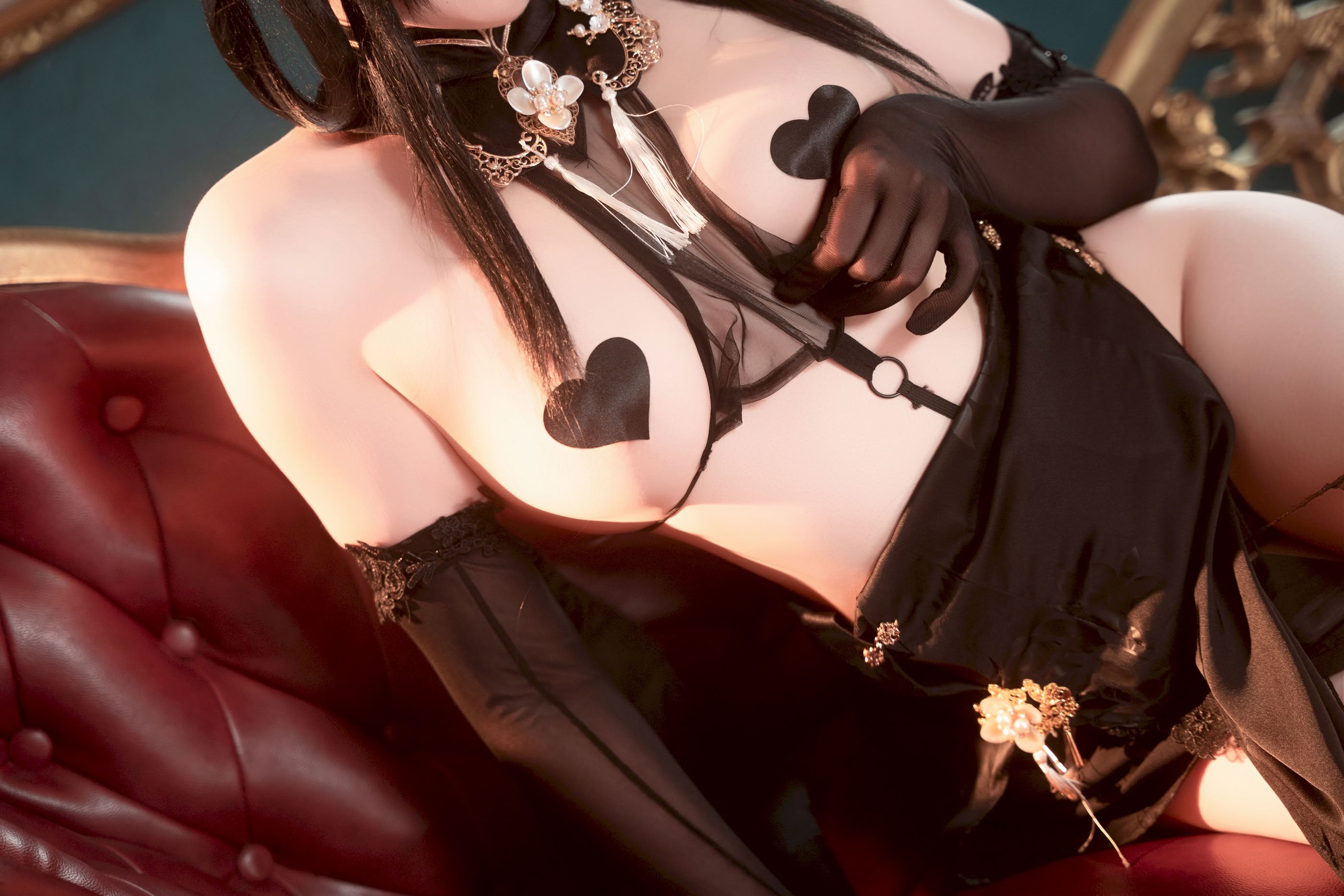 Đọc truyện hentai Tuyển tập Albums siêu phẩm Cosplay - Chap 1241 - Natsuko - Azur Lane Zhenhai Cheongsam