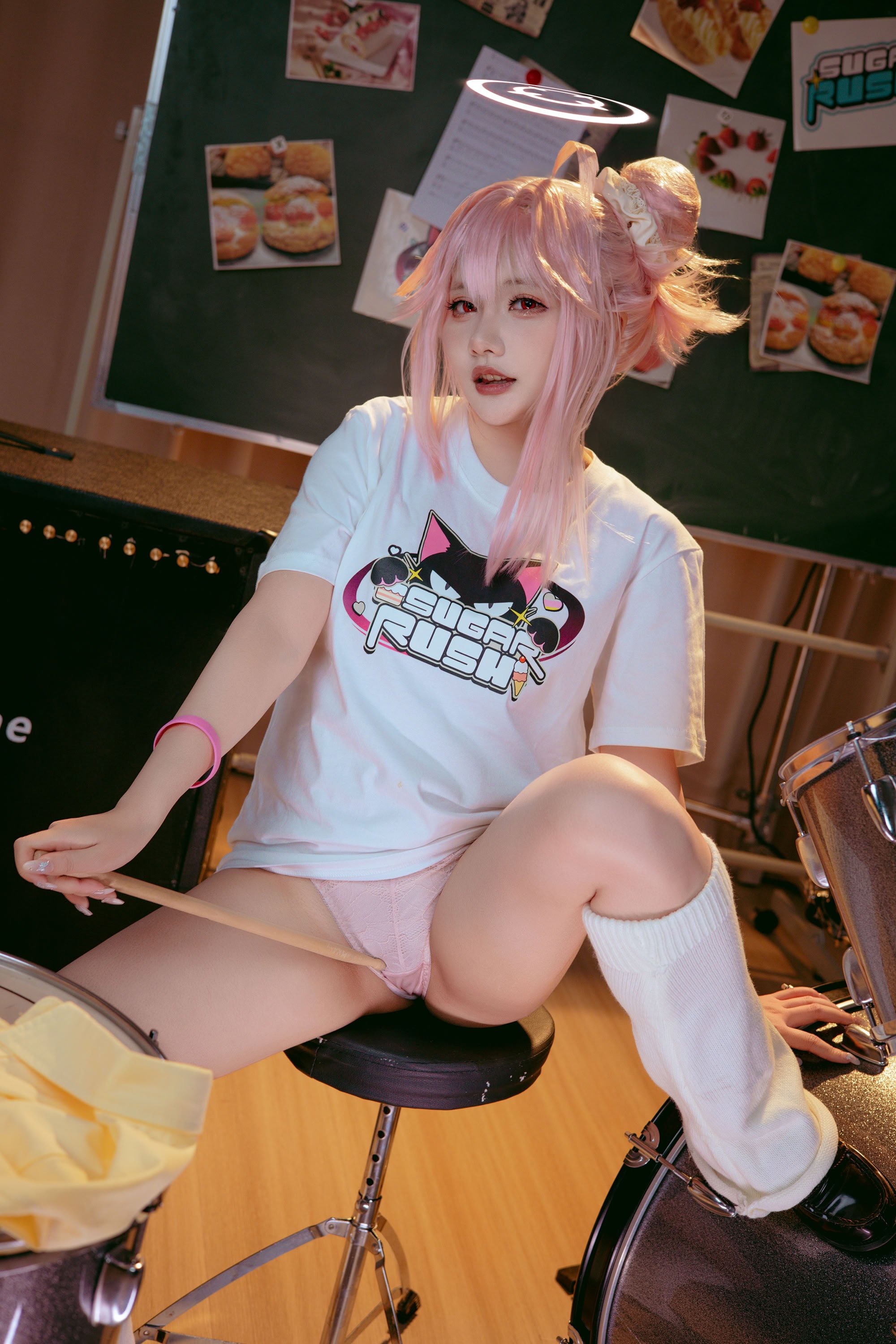Đọc truyện hentai Tuyển tập Albums siêu phẩm Cosplay - Chap 1240 - Bite of the Bunny Girl ovo - Yutori Natsu (Blue Archive)
