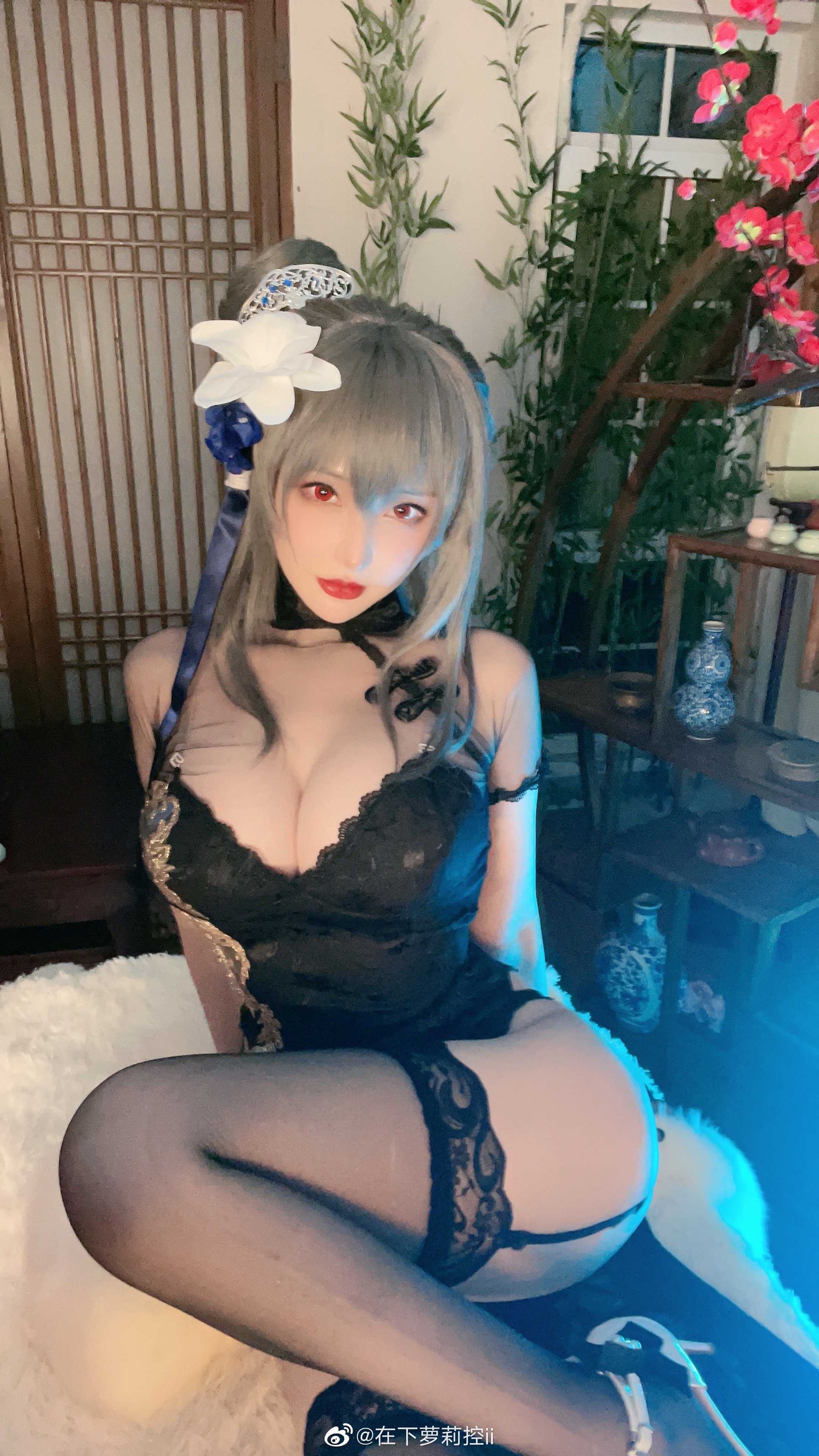 Đọc truyện hentai Tuyển tập Albums siêu phẩm Cosplay - Chap 498 - Egil + Prince Eugen + Louis IX + Atago (Azur Lane)