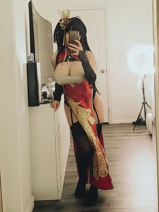 Đọc truyện hentai Tuyển tập Albums siêu phẩm Cosplay - Chap 605 - Rinnie Riot – Taihou Qipao