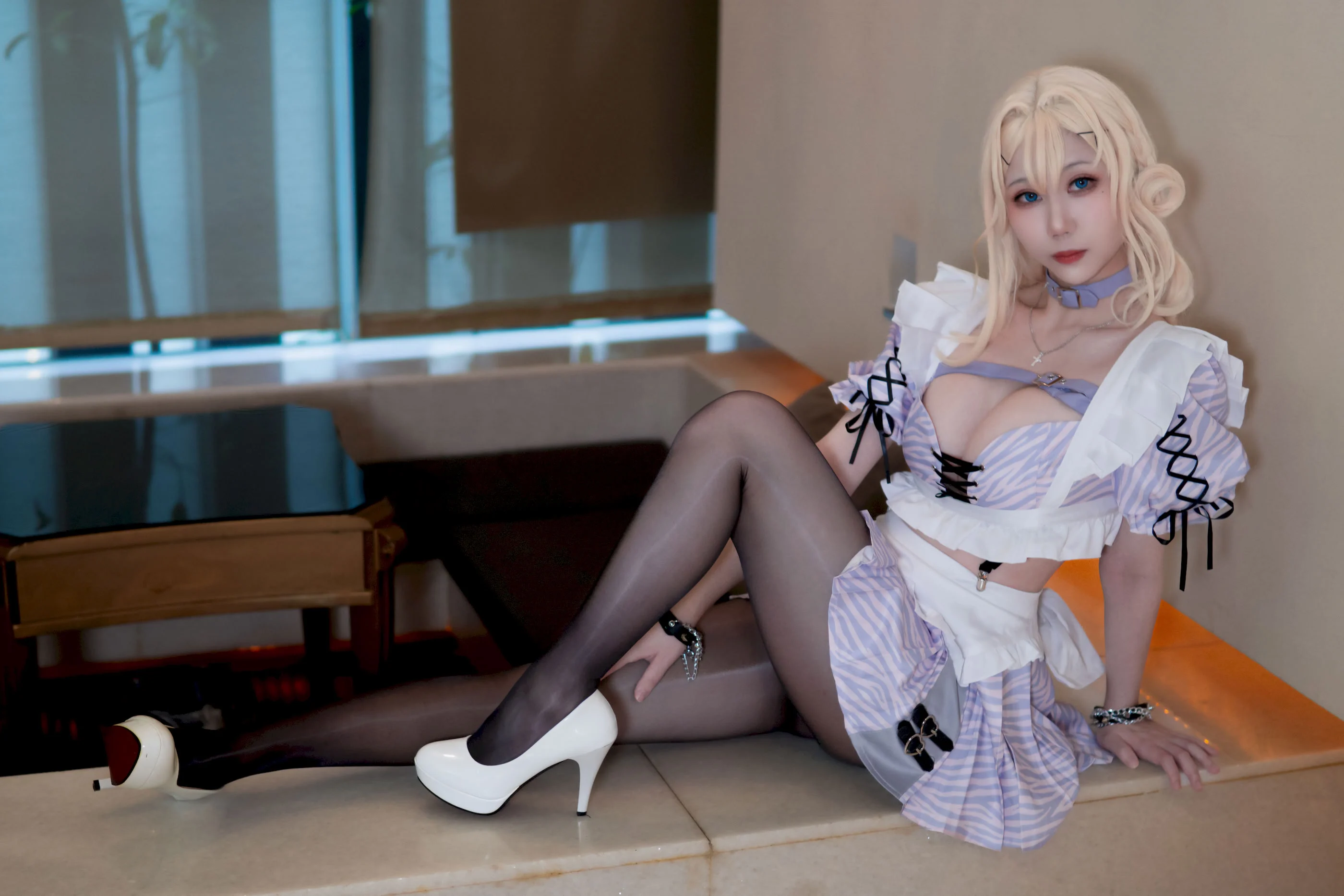 Đọc truyện hentai Tuyển tập Albums siêu phẩm Cosplay - Chap 1322 - Bohashi Yatomari - Female Painter (Shinonome)