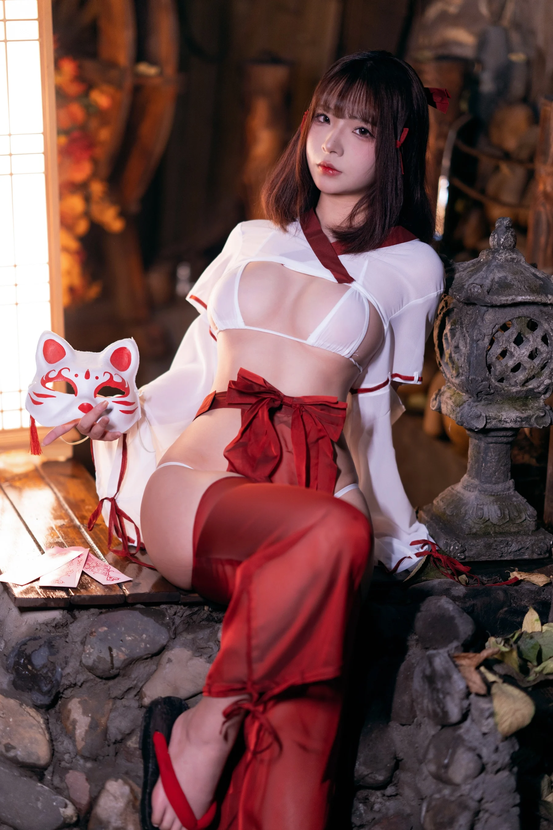 Đọc truyện hentai Tuyển tập Albums siêu phẩm Cosplay - Chap 147 - yuuhui Tamaki - Vu nữ đền thờ