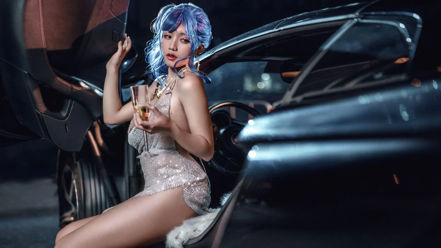 Đọc truyện hentai Tuyển tập Albums siêu phẩm Cosplay - Chap 1300 - [A Smile That Resonates] St. Louis