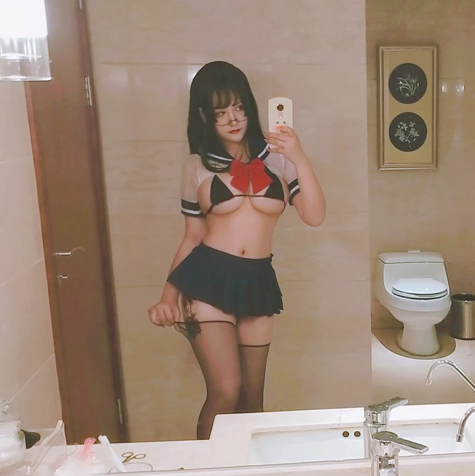 Đọc truyện hentai Tuyển tập Albums siêu phẩm Cosplay - Chap 445 - Summer Pigeon - Transparent jk